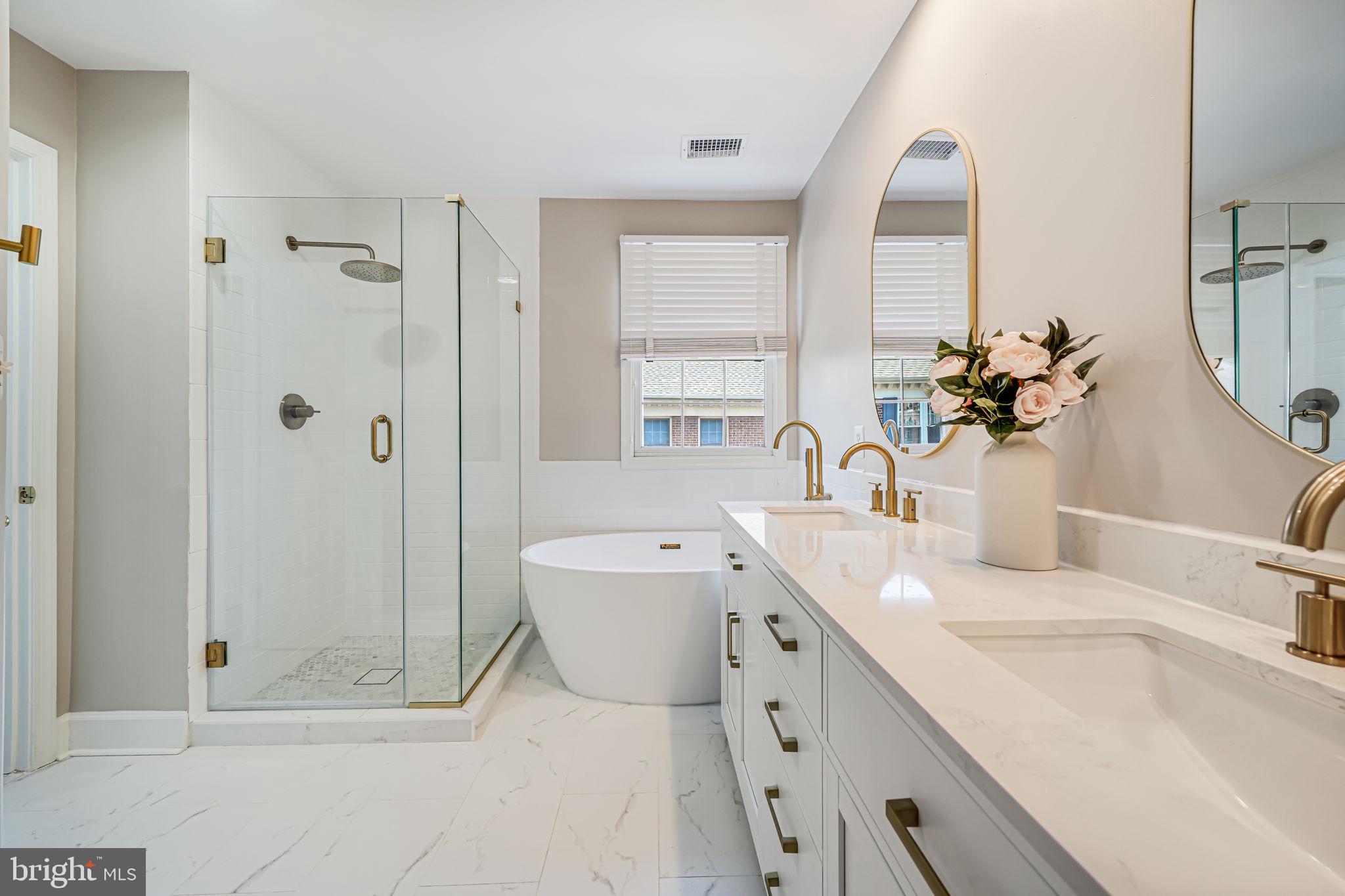 STONEGATE - Residential