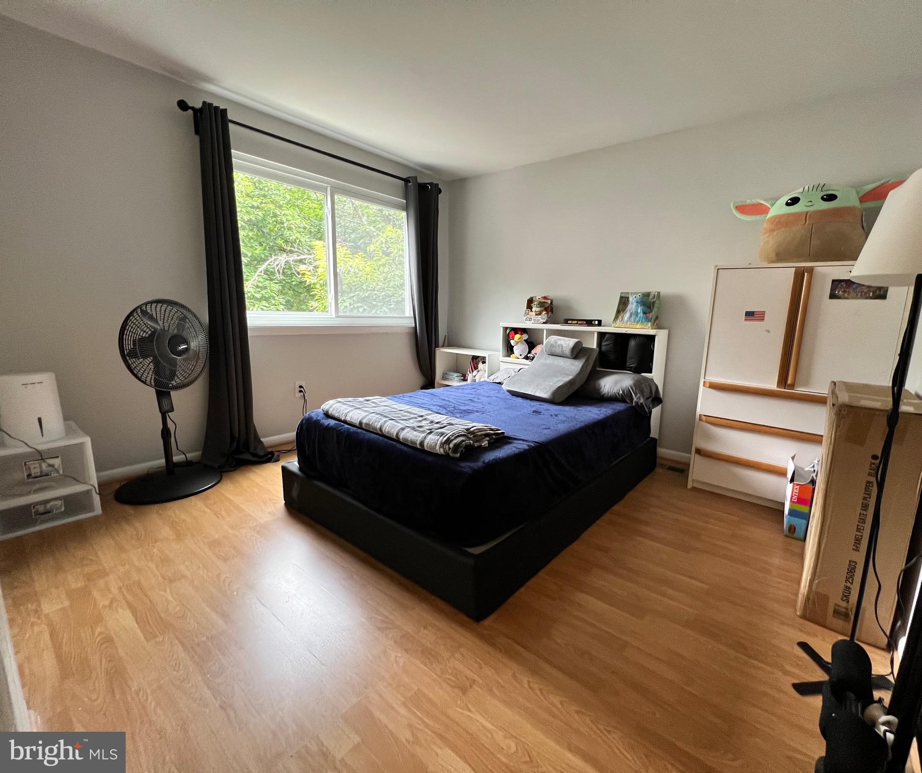 BURKE CENTRE - Residential Lease