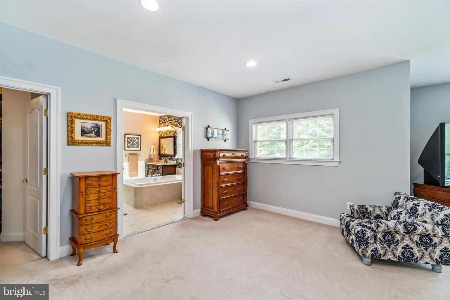 GREENSPRING - Residential