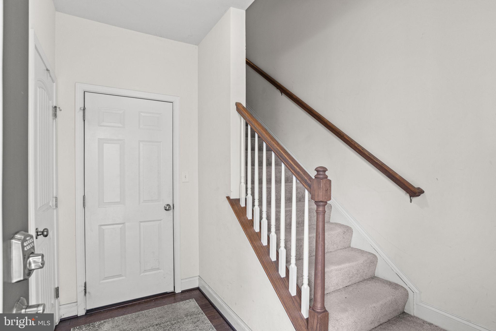 DEER RUN - Residential Lease