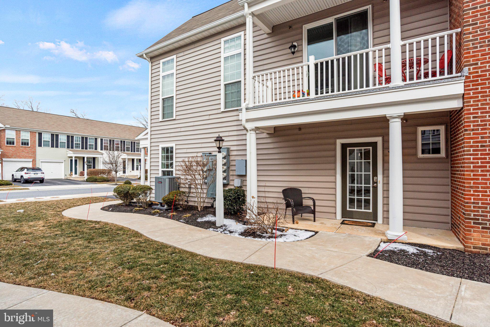 DEER RUN - Residential Lease