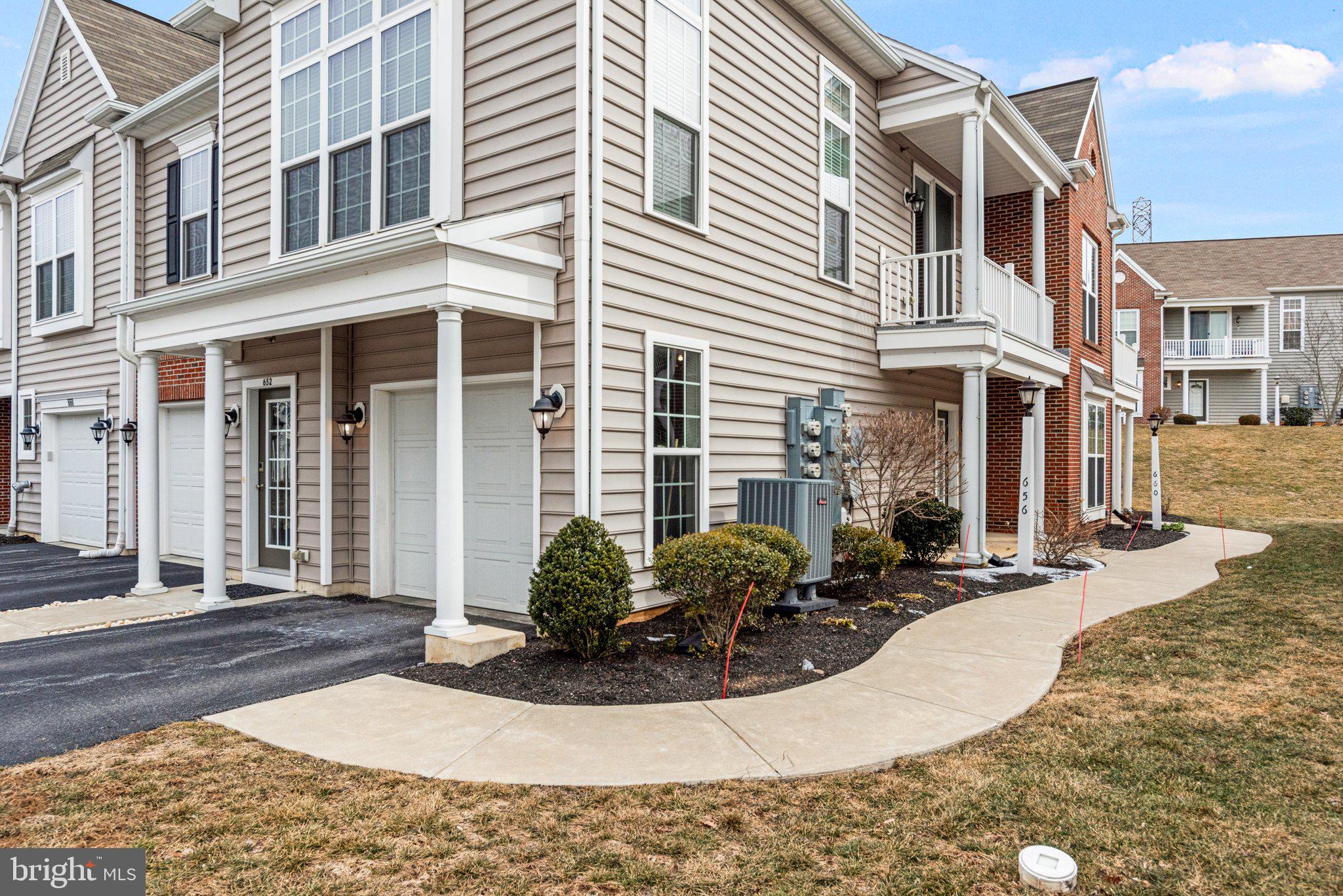 DEER RUN - Residential Lease