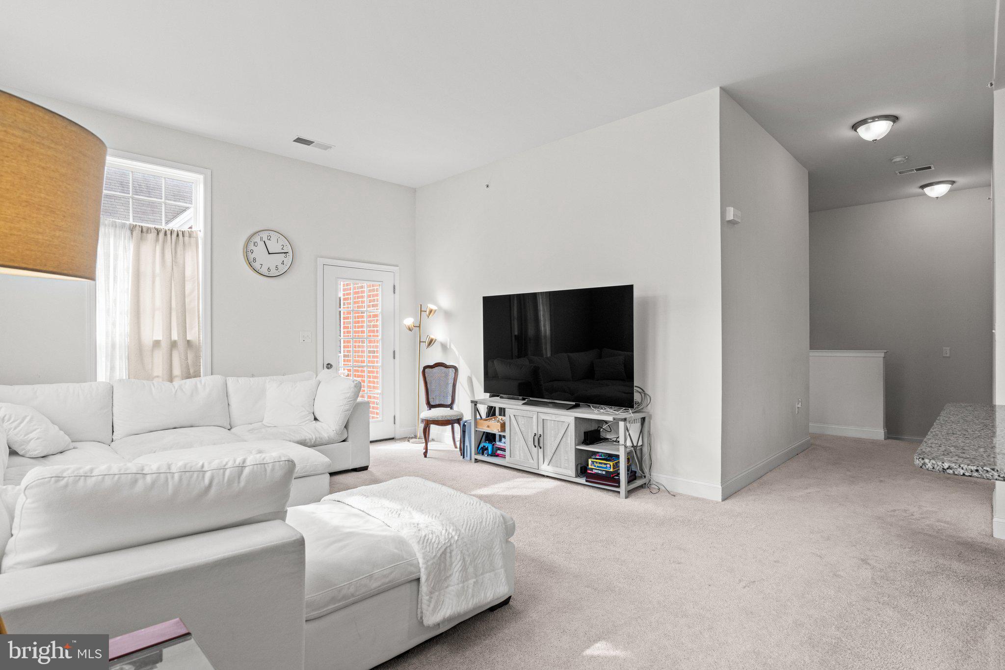 DEER RUN - Residential Lease