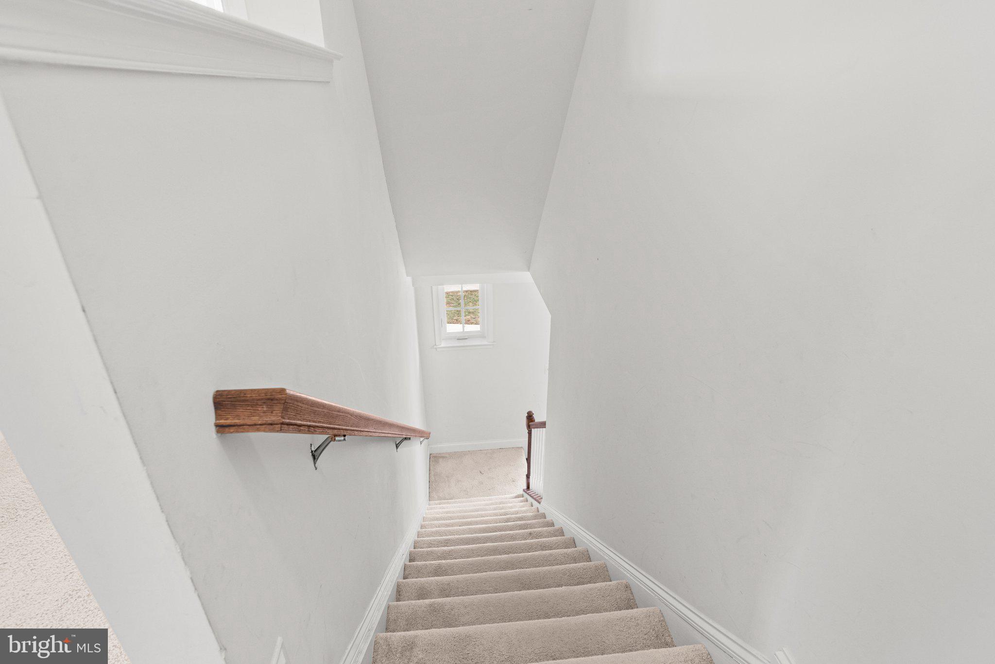 DEER RUN - Residential Lease