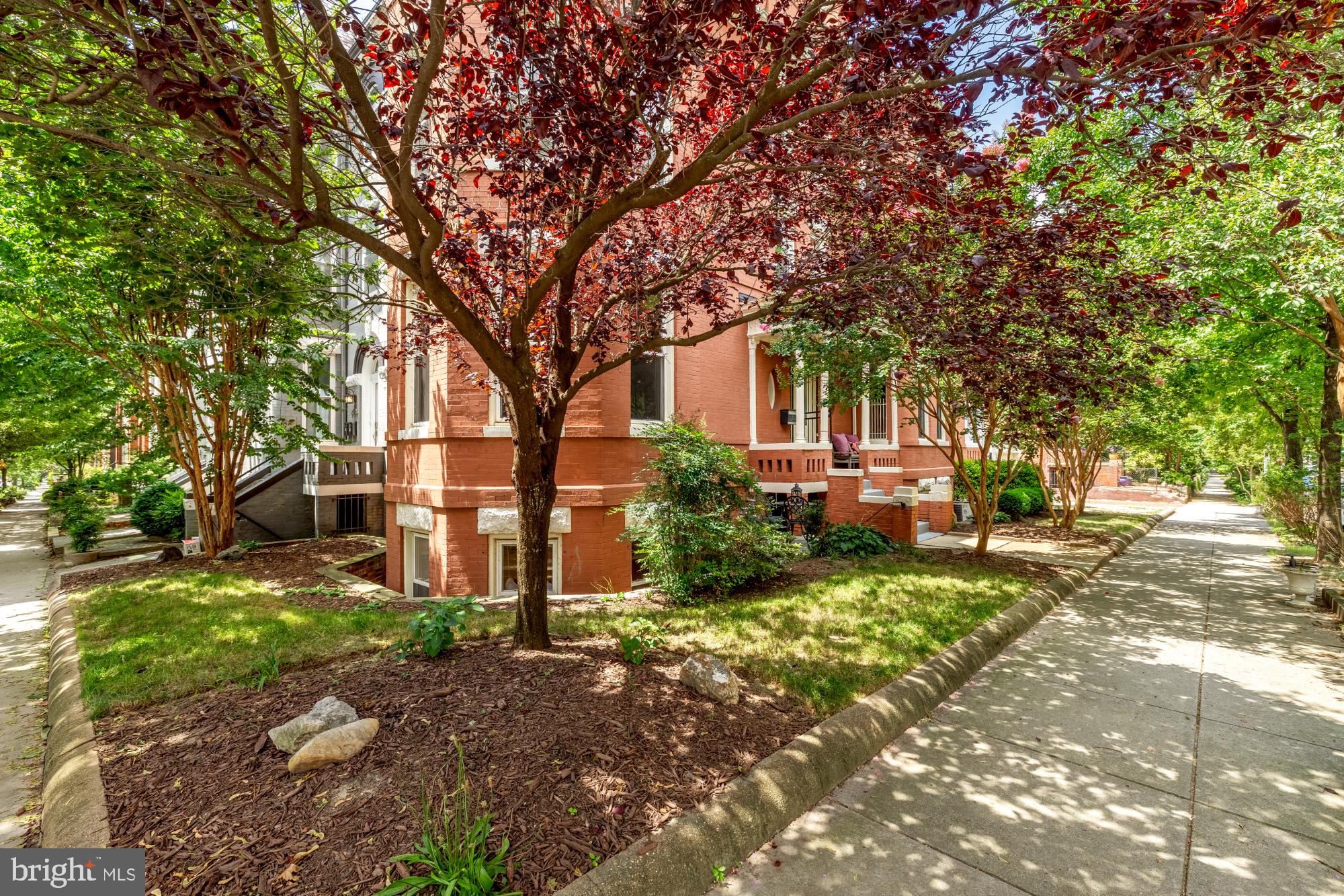 100 W STREET NW