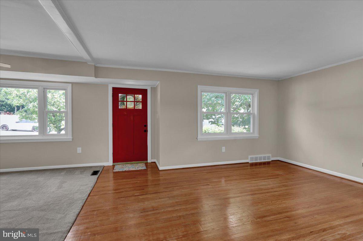 ROLLING HILLS - Residential