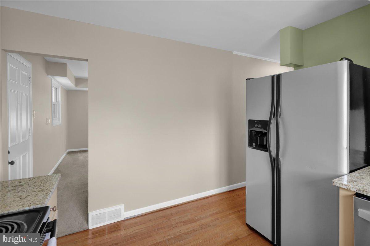 ROLLING HILLS - Residential