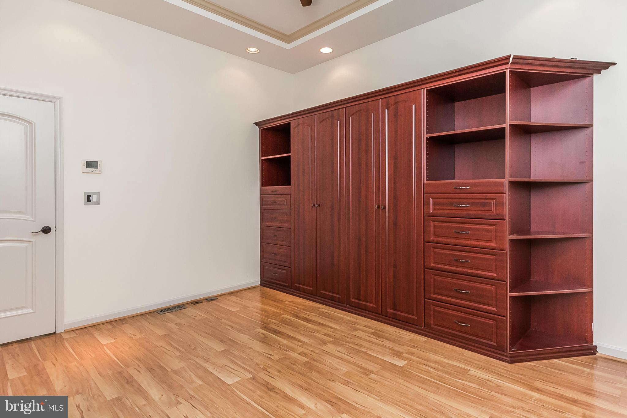 HAMPDEN HISTORIC DISTRICT - Residential