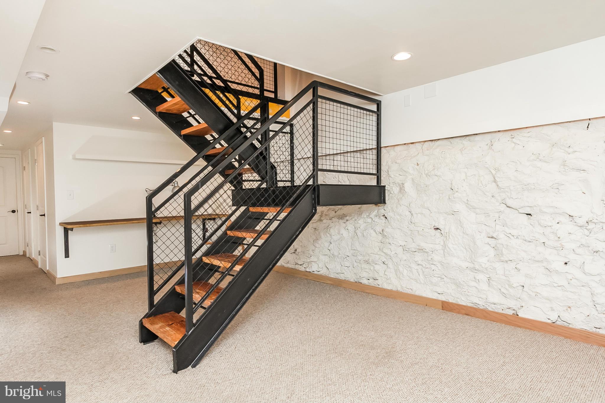 HAMPDEN HISTORIC DISTRICT - Residential