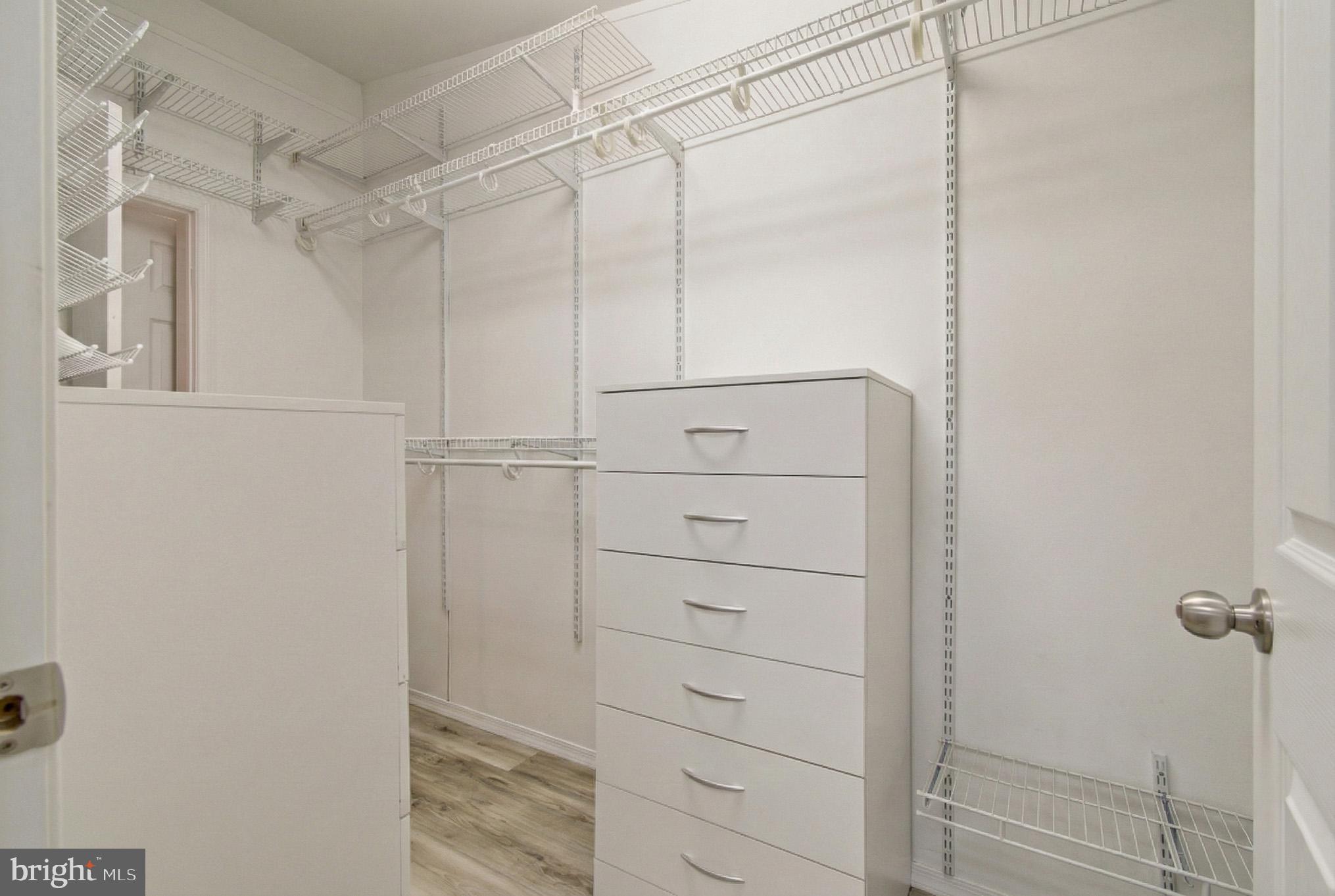 POTNETS BAYSIDE - Residential