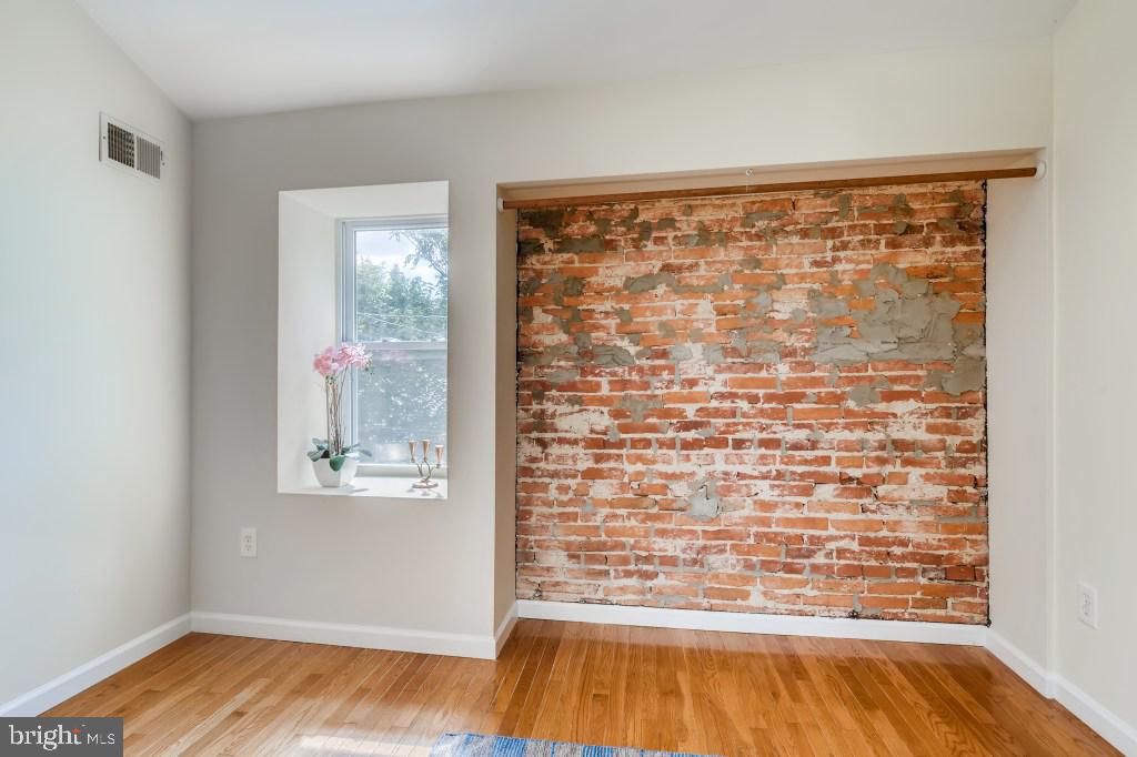 MOUNT CLARE - Residential