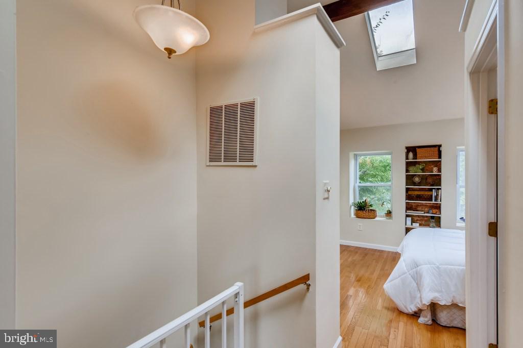 MOUNT CLARE - Residential