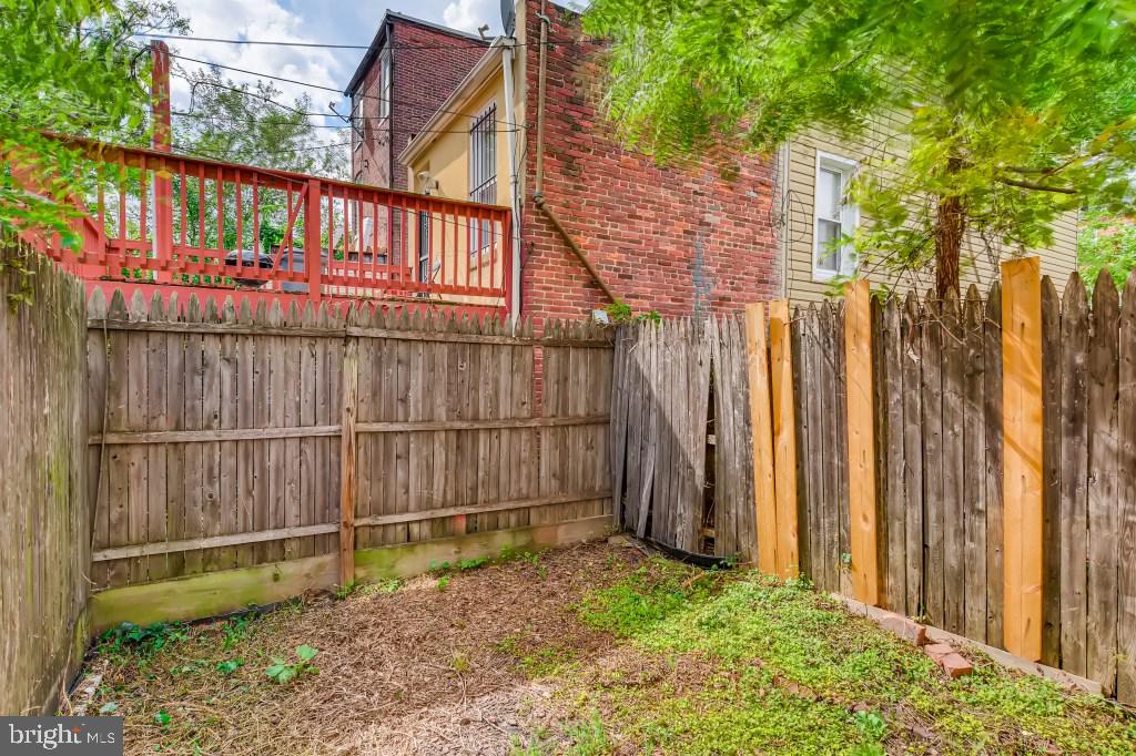 MOUNT CLARE - Residential