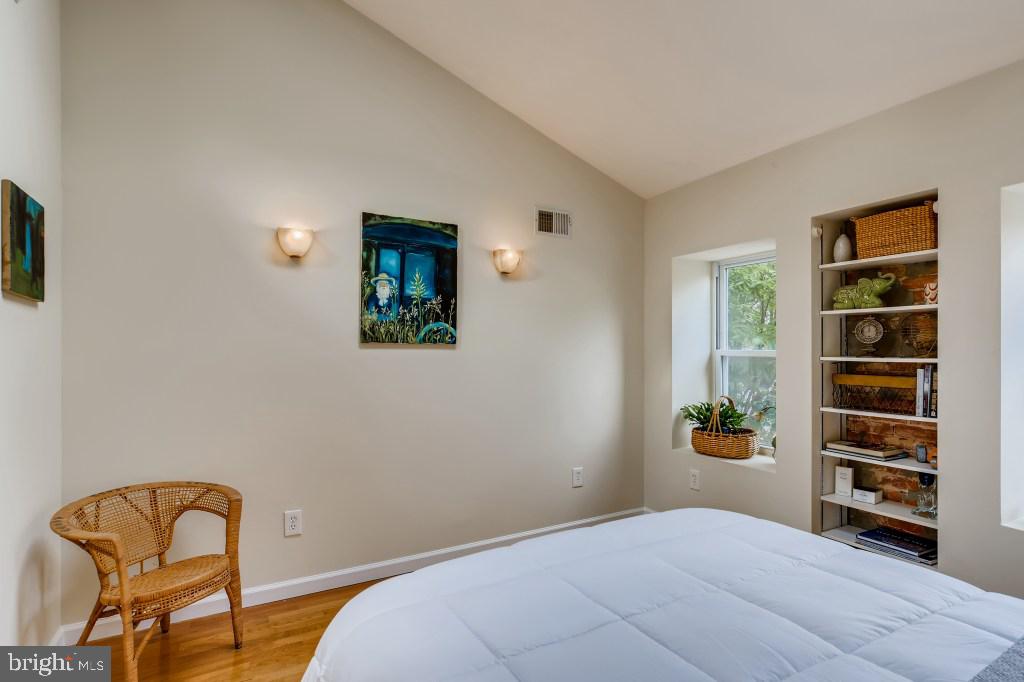 MOUNT CLARE - Residential