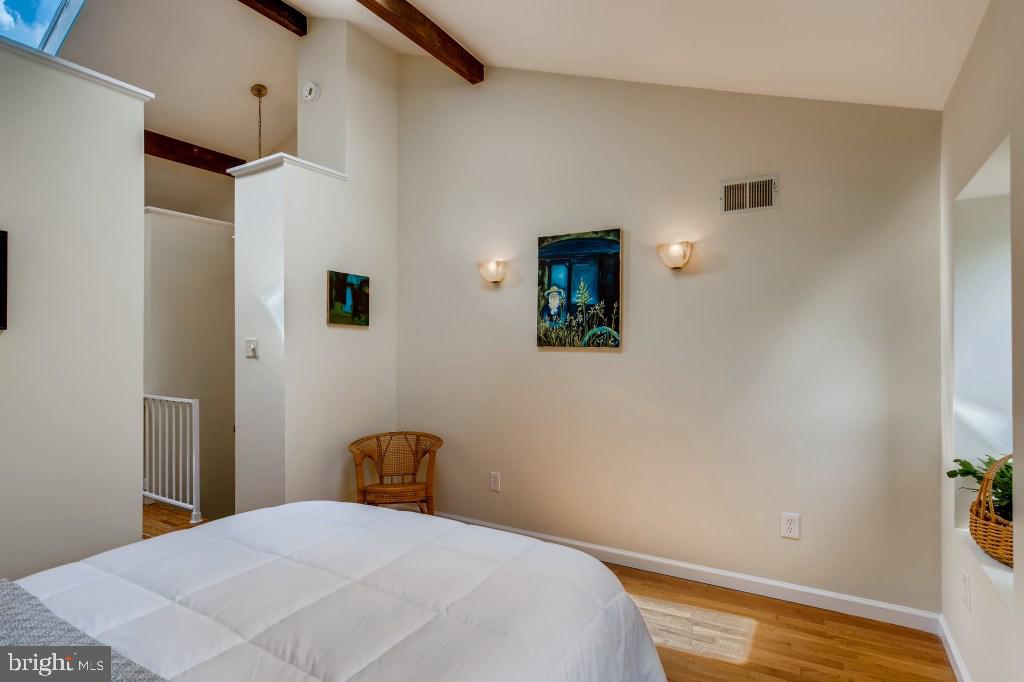 MOUNT CLARE - Residential