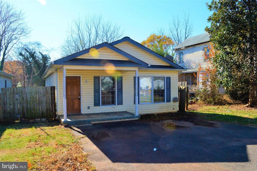 Adorable home in town featuring 3 bedrooms/2 bathrooms, fenced backyard, paved driveway, and eat in kitchen. Entire home has been freshly painted.