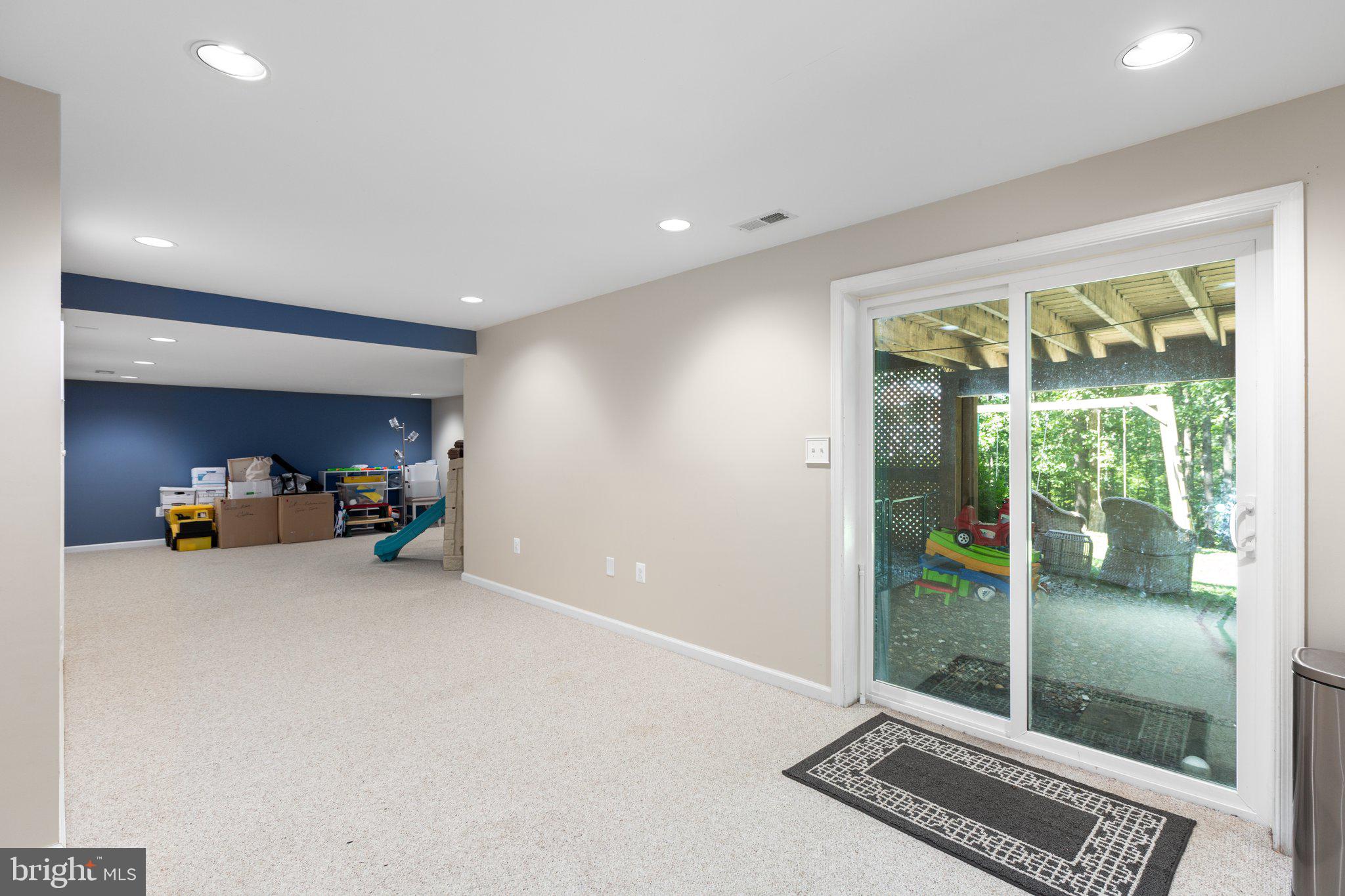 KINGSWOOD - Residential Lease