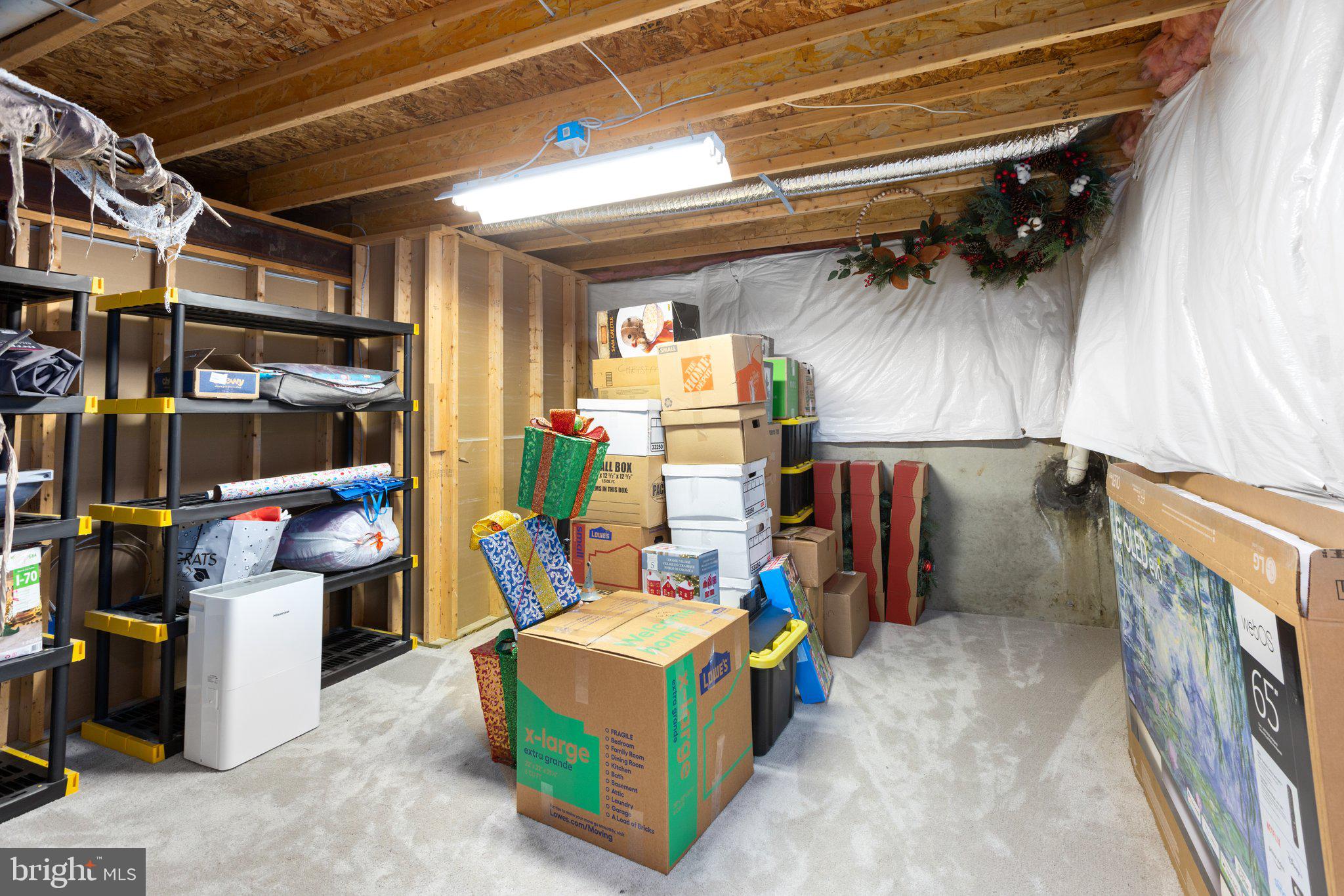 KINGSWOOD - Residential Lease