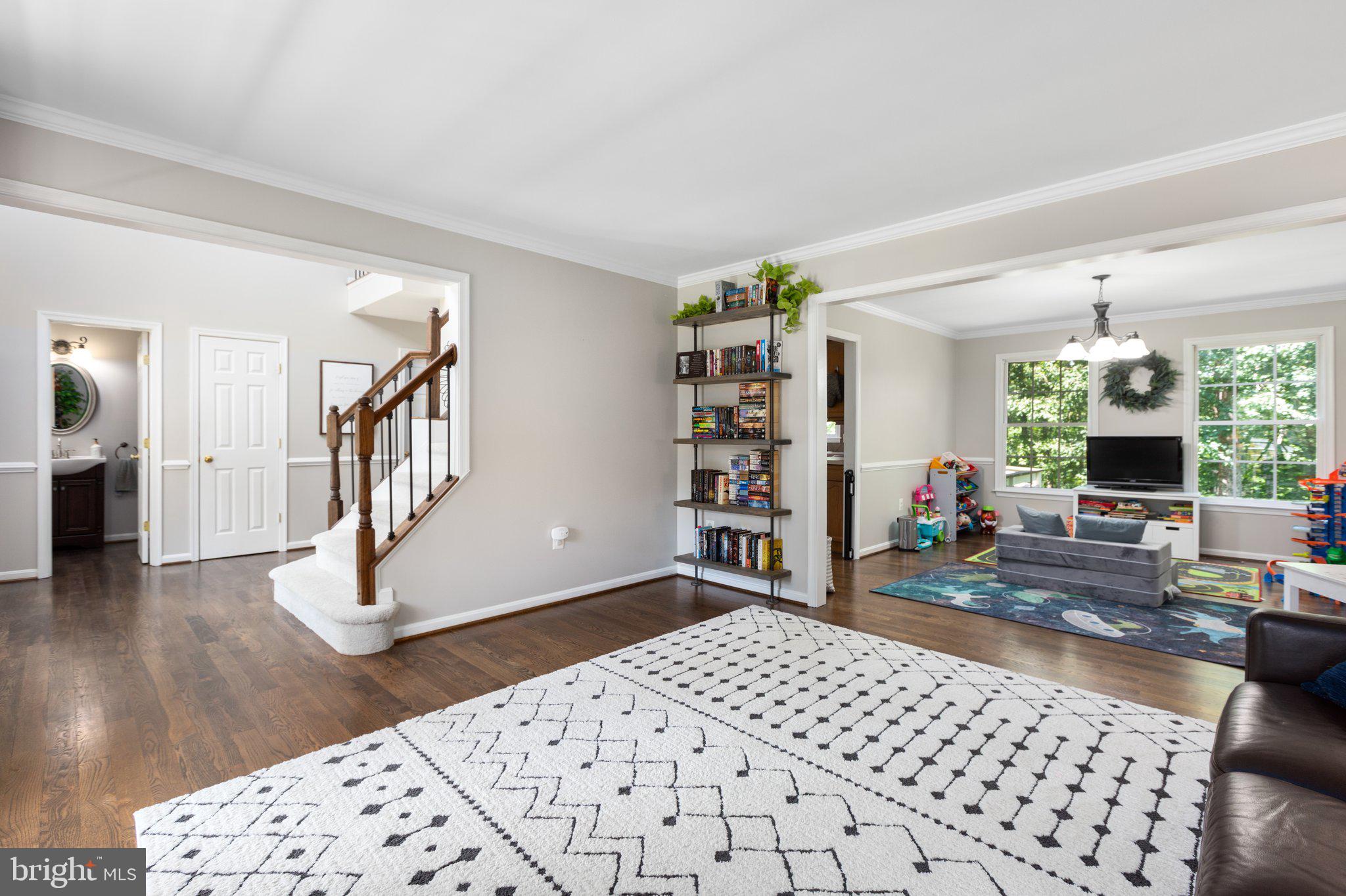 KINGSWOOD - Residential Lease