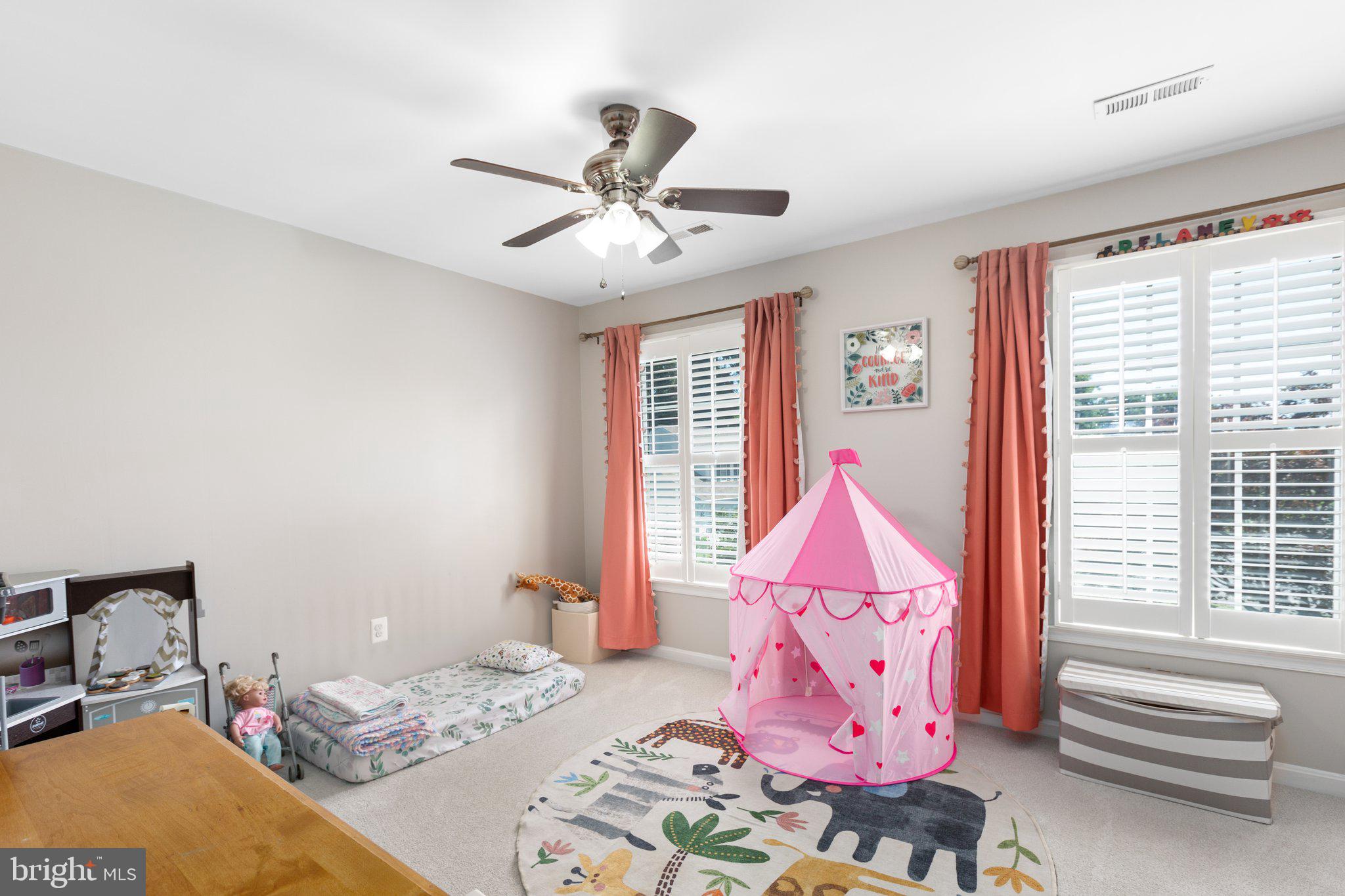 KINGSWOOD - Residential Lease