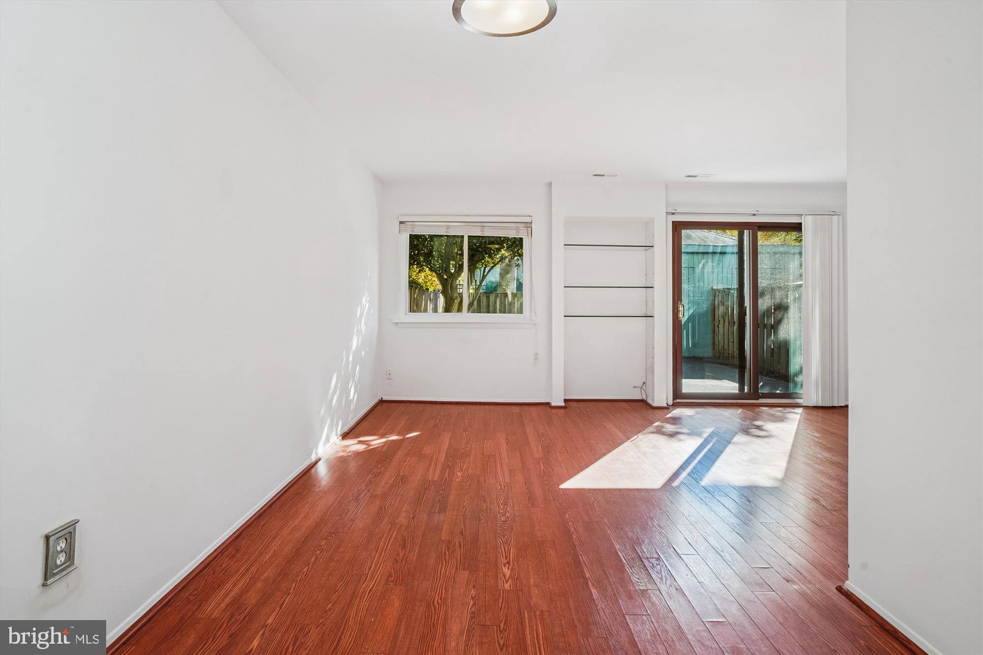 CEDAR RIDGE - Residential