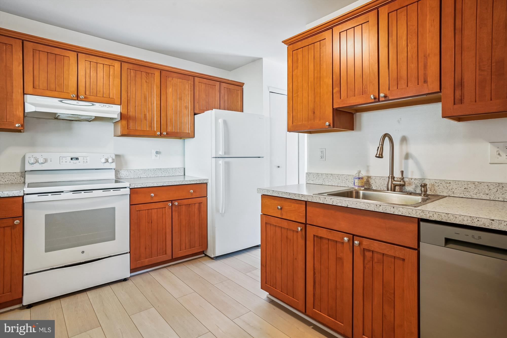 CEDAR RIDGE - Residential