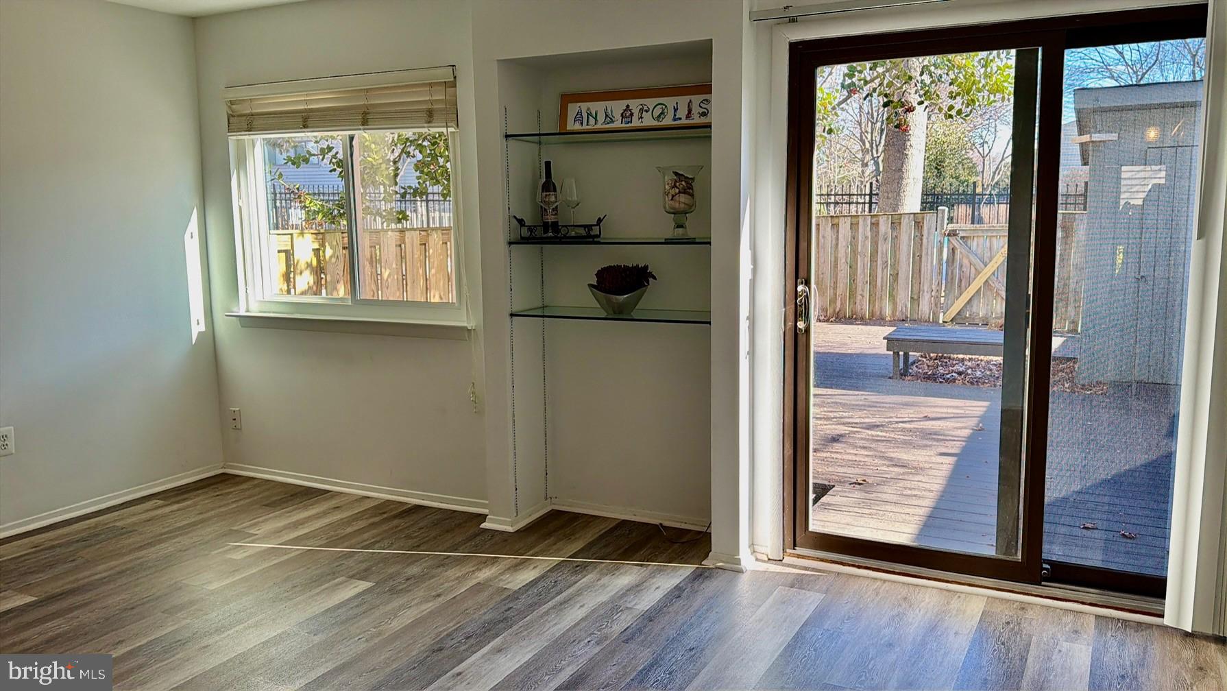 CEDAR RIDGE - Residential