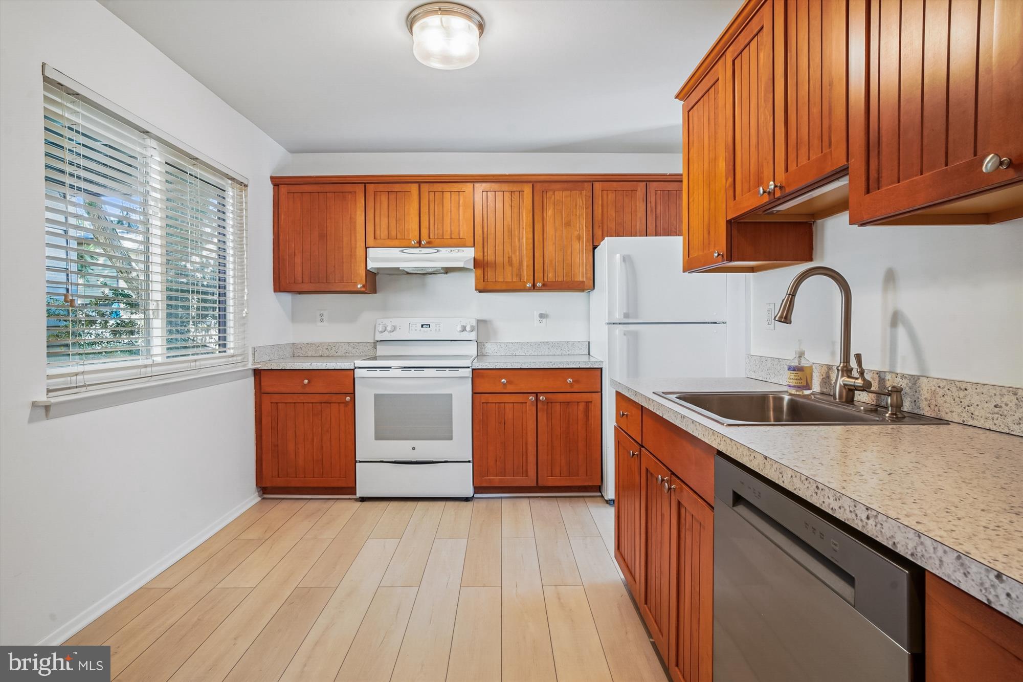 CEDAR RIDGE - Residential