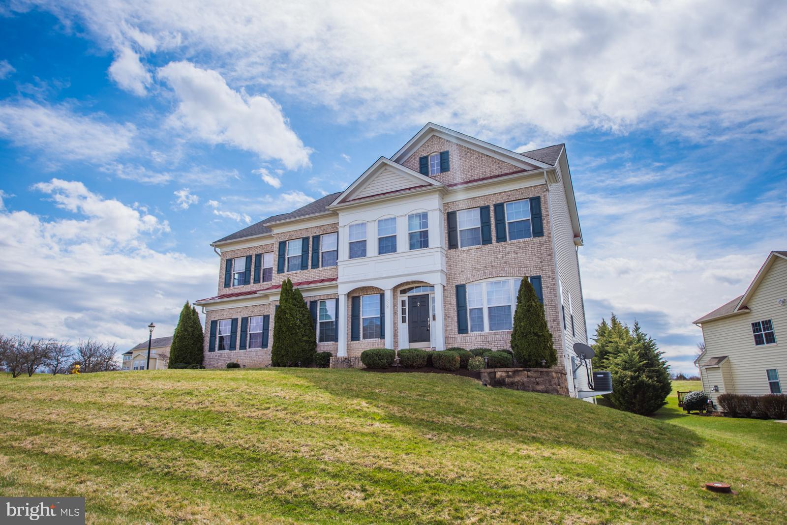 DEERFIELD VILLAGE - Residential Lease