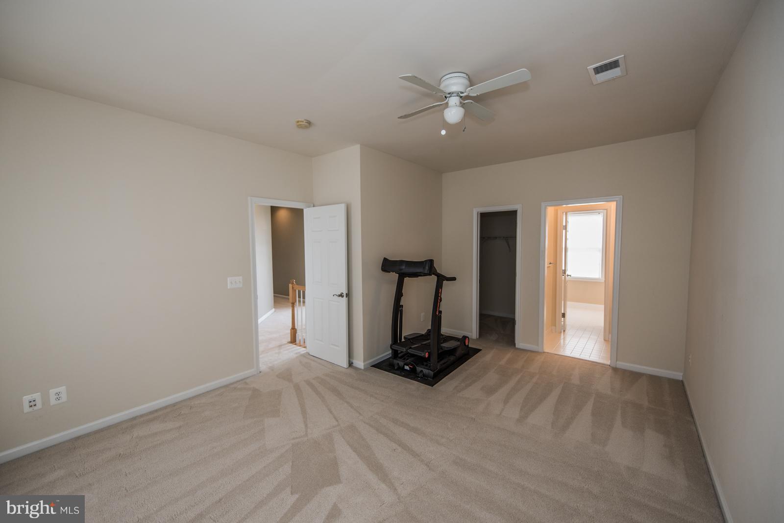 DEERFIELD VILLAGE - Residential Lease