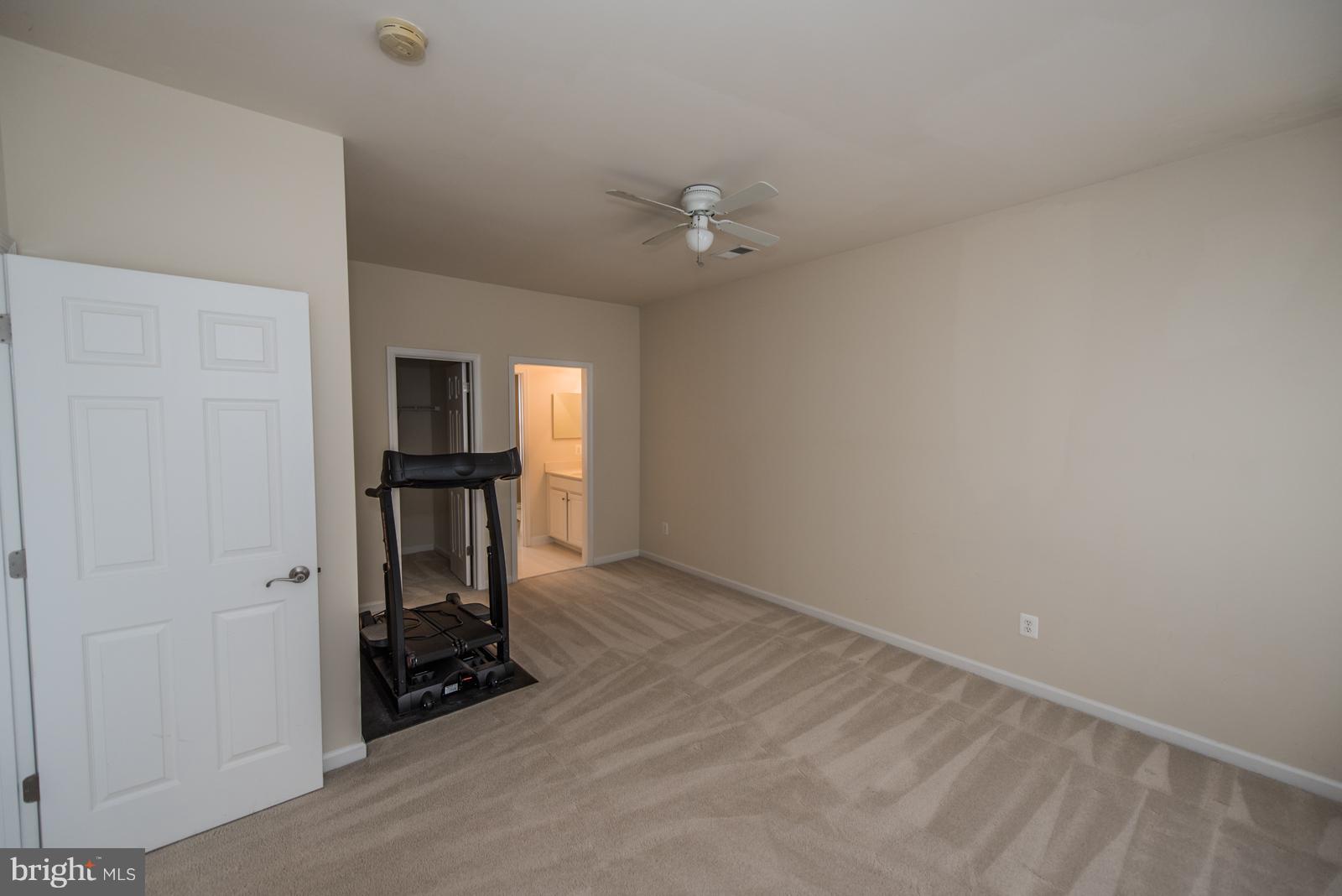 DEERFIELD VILLAGE - Residential Lease