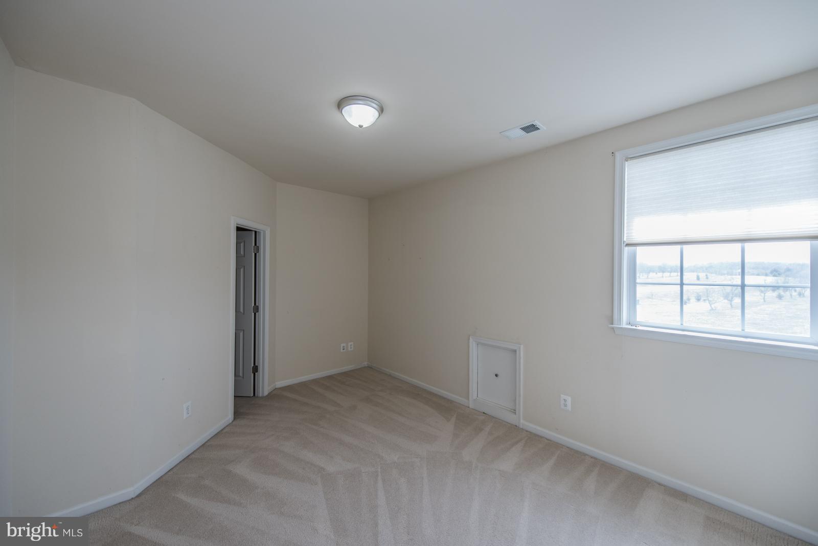 DEERFIELD VILLAGE - Residential Lease