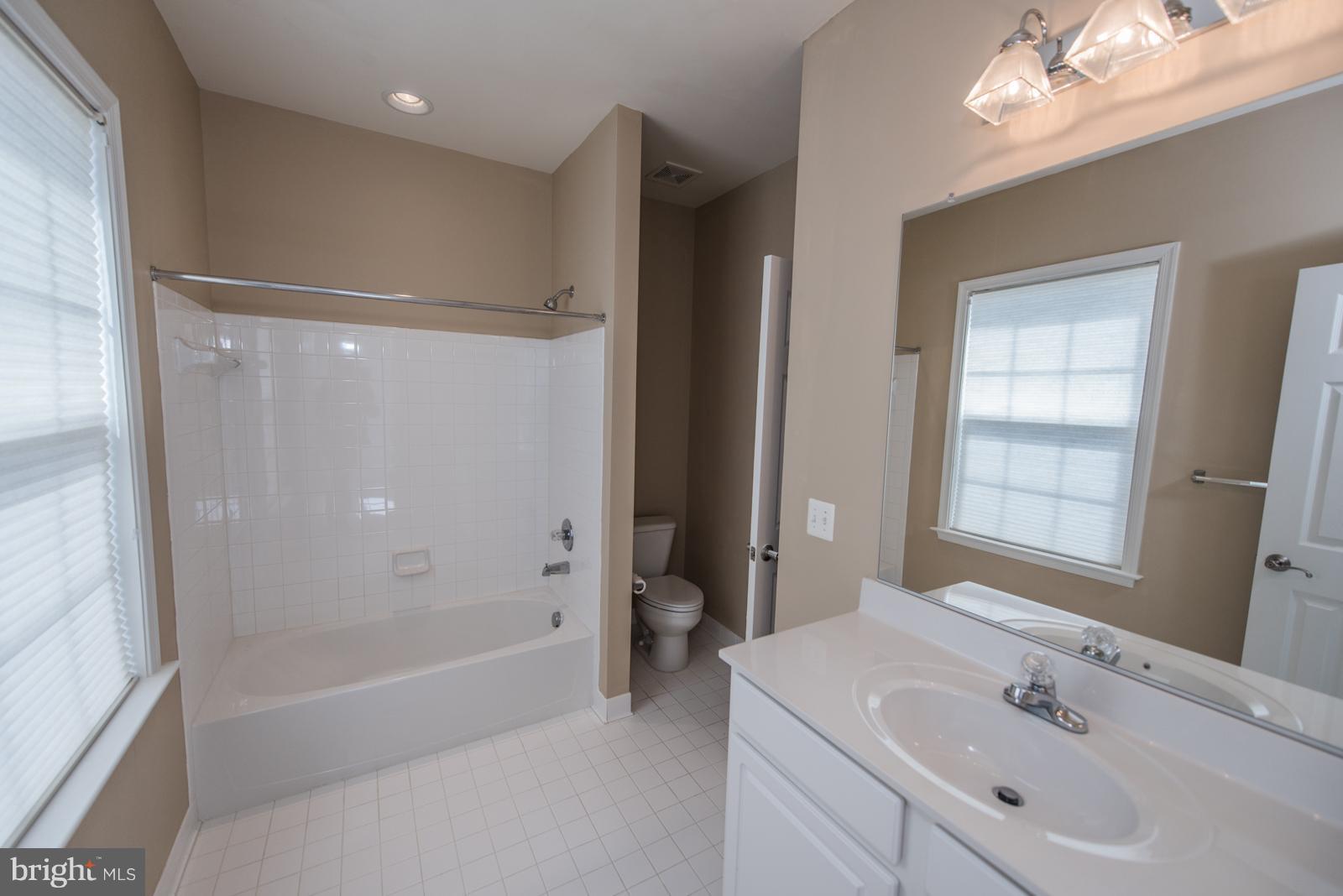 DEERFIELD VILLAGE - Residential Lease