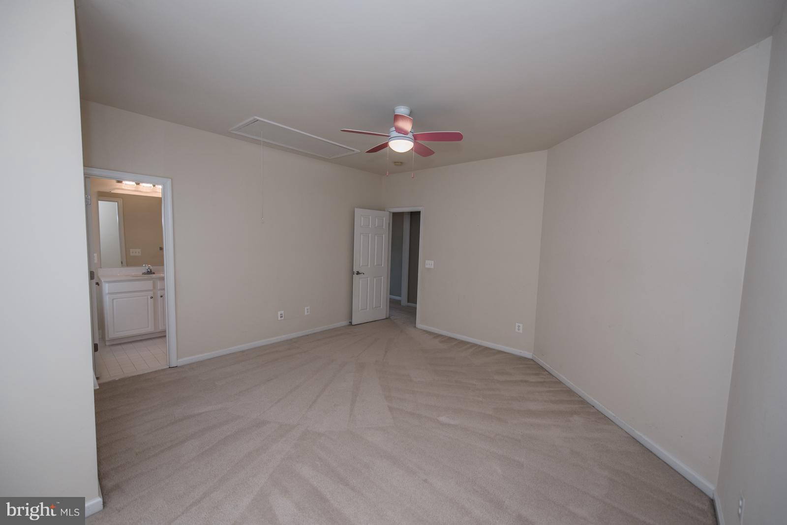 DEERFIELD VILLAGE - Residential Lease