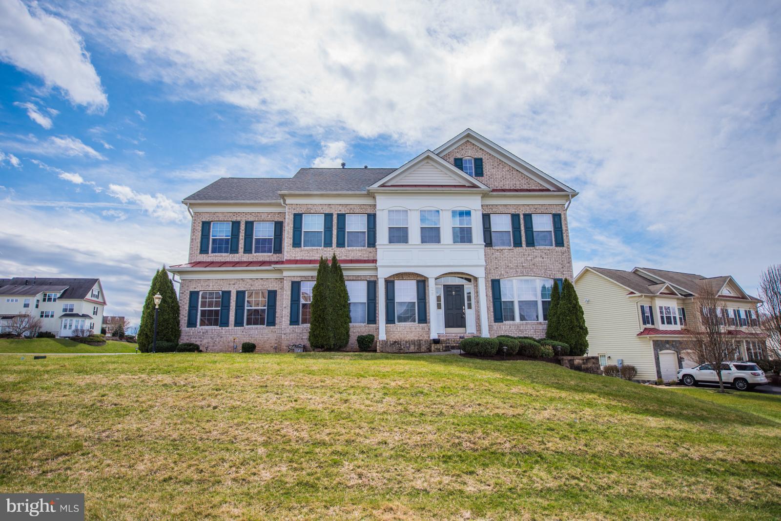 DEERFIELD VILLAGE - Residential Lease