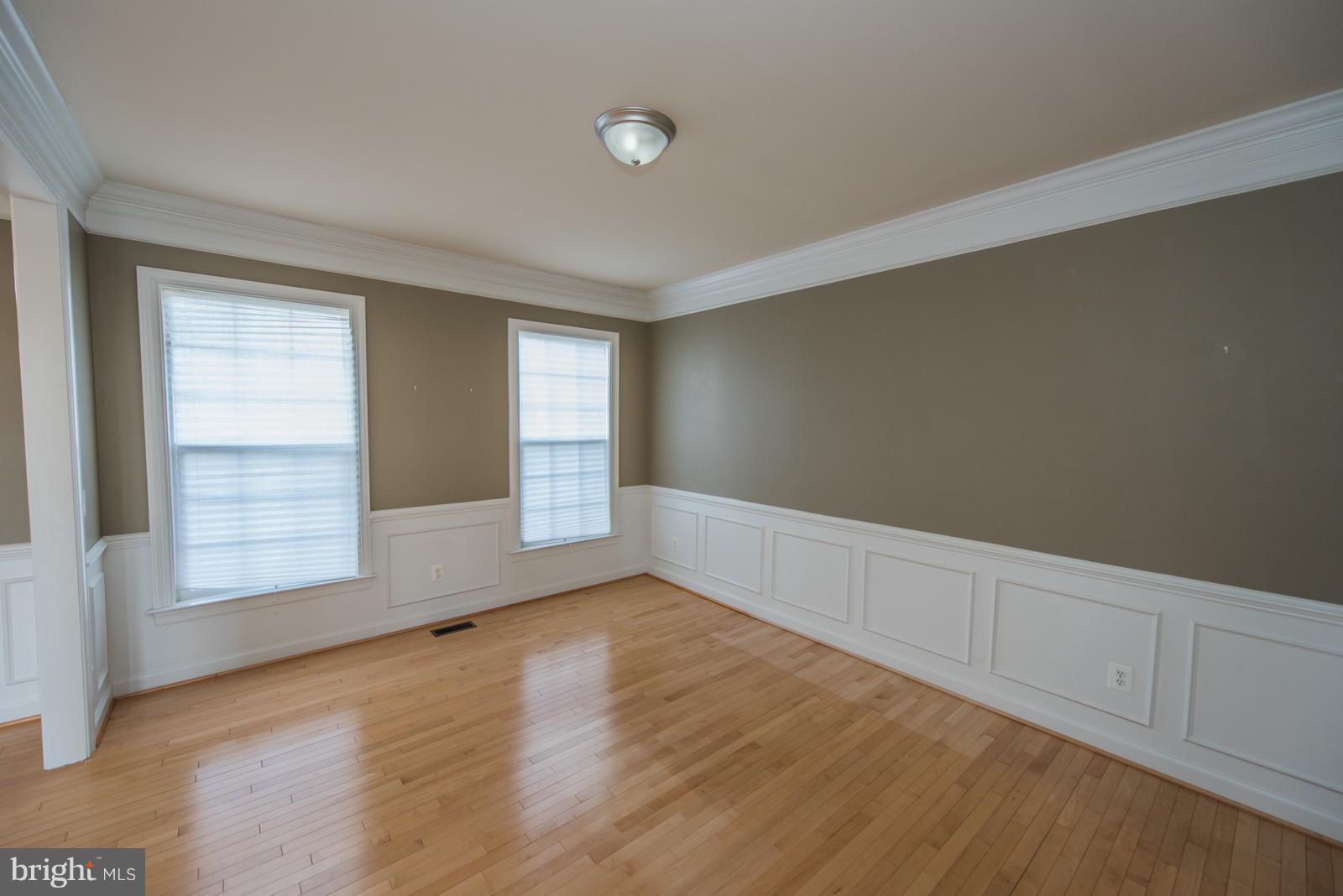 DEERFIELD VILLAGE - Residential Lease