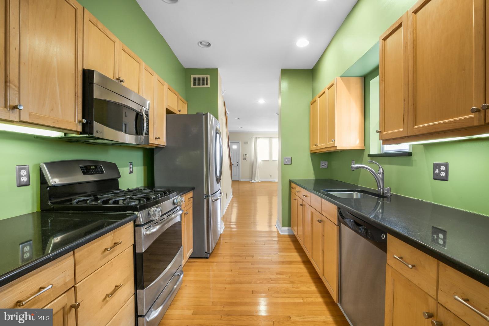 Available NOW:
Discover 2308 Pemberton St in desirable Graduate Hospital, one of Philadelphias' favorite neighborhoods for dining, shopping, cafes. This great 3 bedroom, 1.5 bathroom townhome offers hardwood floors, Central A/C, a private patio, and in-unit laundry in the basement. The first floor is a straight-through layout with the living room in the front, a half bathroom, a lovely galley style kitchen with granite countertops and stainless steel appliances, and a formal dining room in the back. Enjoy access to your private patio with a grill for tenant use. The second floor offers three bedrooms which range in size - the smallest is in the middle and would also make a wonderful home office. The rear bedroom has three skylights and a vaulted ceiling for a bright and airy atmosphere. The front bedroom has a large closet with mirror doors, and plenty of room for a queen bedroom set. Your full bathroom is equipped with lovely finishes and a large jetted tub. The basement is partially finished with a bar and wine fridges, as well as a front-loading washer and dryer for added convenience. House has hard-wired security system available for an additional fee. Call for a tour today!
Lease Terms:
Generally, 1st month, 12th month, and 1 month security deposit due at, or prior to, lease signing. Other terms may be required by Landlord. $55 application fee per applicant. Dogs 25lbs and under are conditional on owner's approval and may require an additional fee, if accepted. (Generally, $500/dog). Strictly, no cats. Tenants responsible for: electricity, gas, cable/internet, water, and a $281 annual security system fee. Landlord Requirements: Applicants to make 3x the monthly rent in verifiable net income, credit history to be considered (i.e. no active collections), no evictions within the past 4 years, and must have a verifiable rental history with on-time rental payments. Exceptions to this criteria may exist under the law and will be considered.