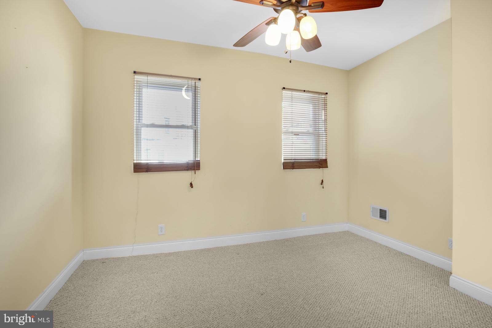 GRADUATE HOSPITAL - Residential Lease