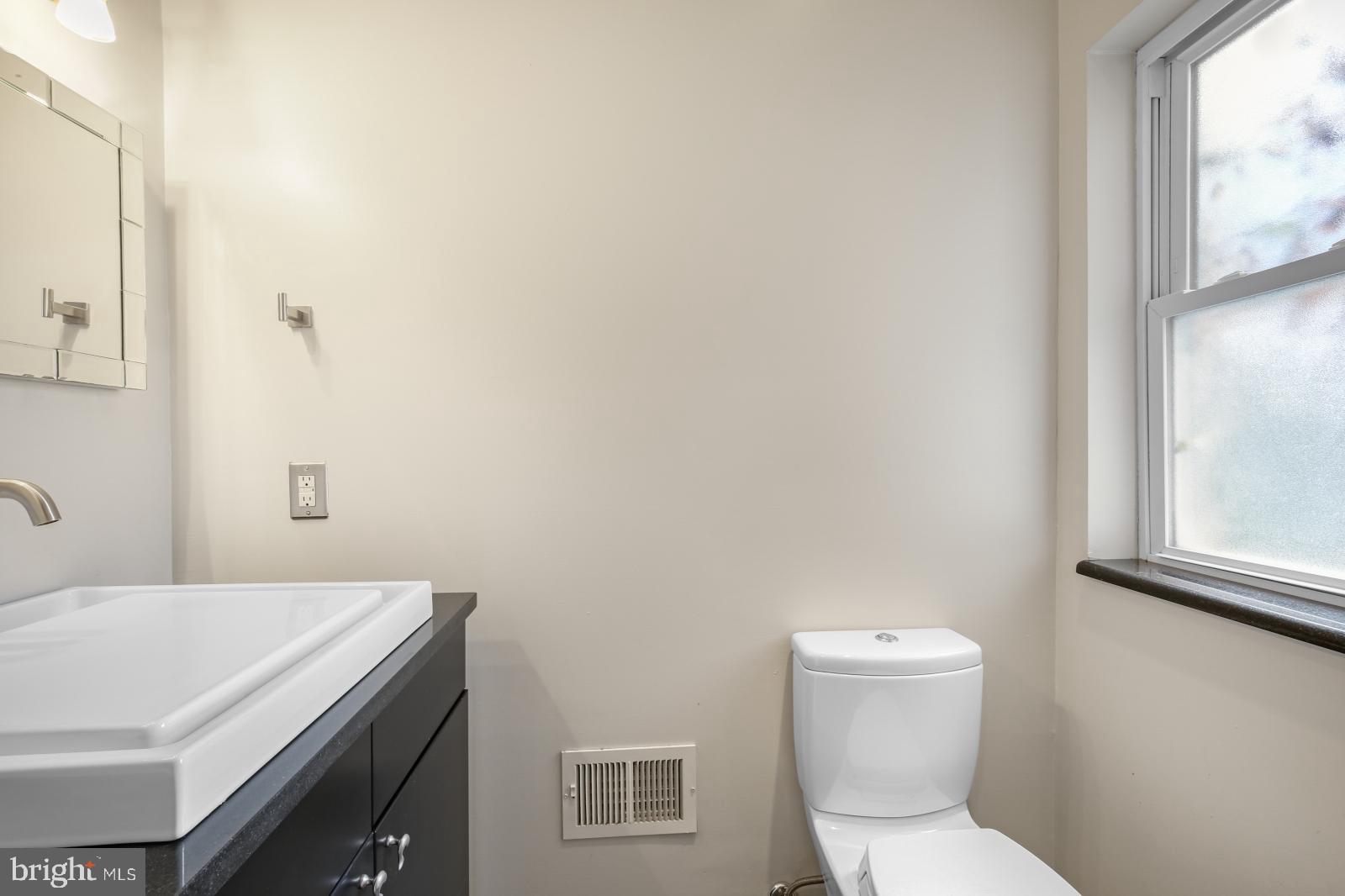 GRADUATE HOSPITAL - Residential Lease