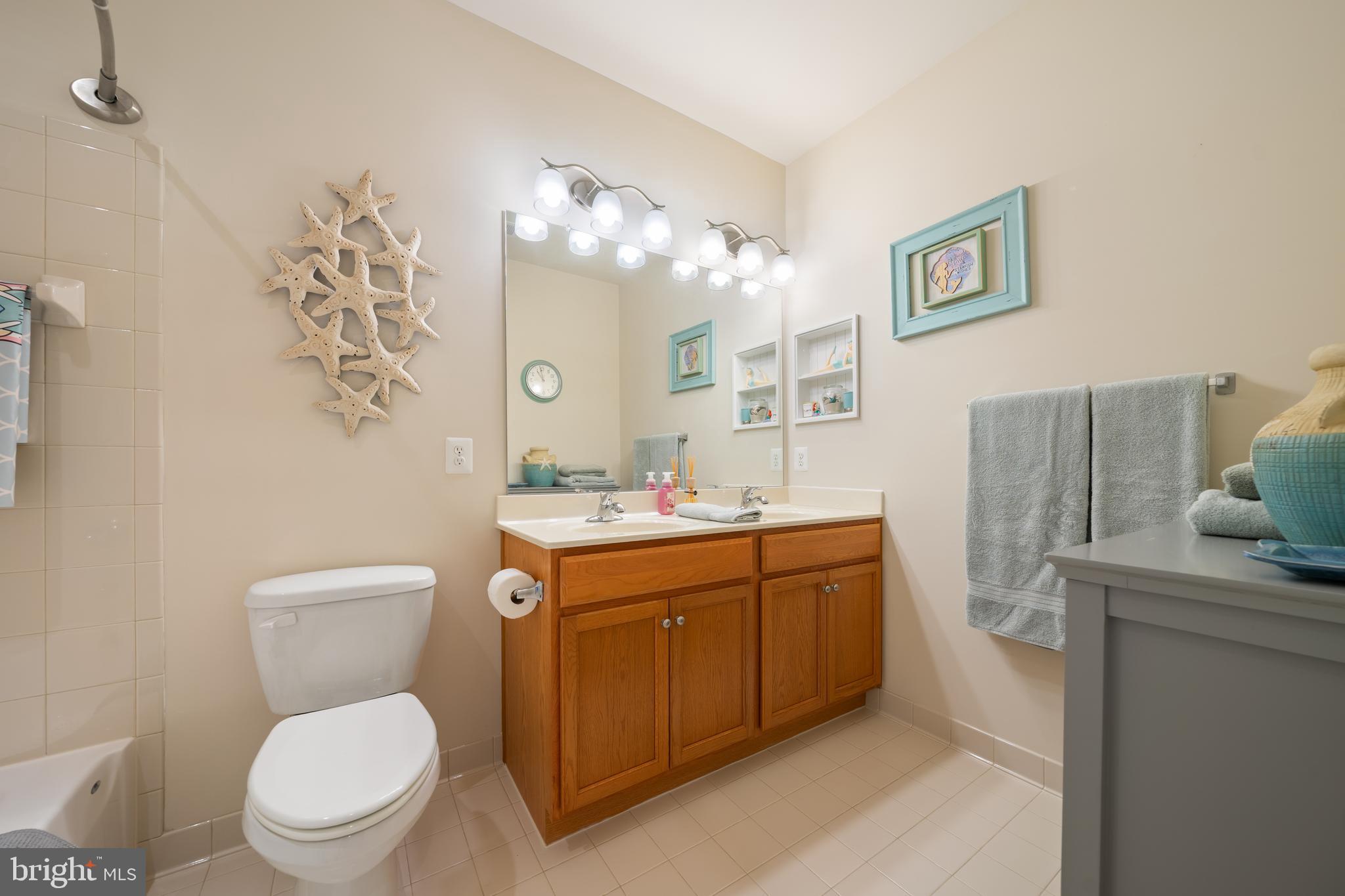 THE HARBOURS AT SOLOMONS ISLAND - Residential