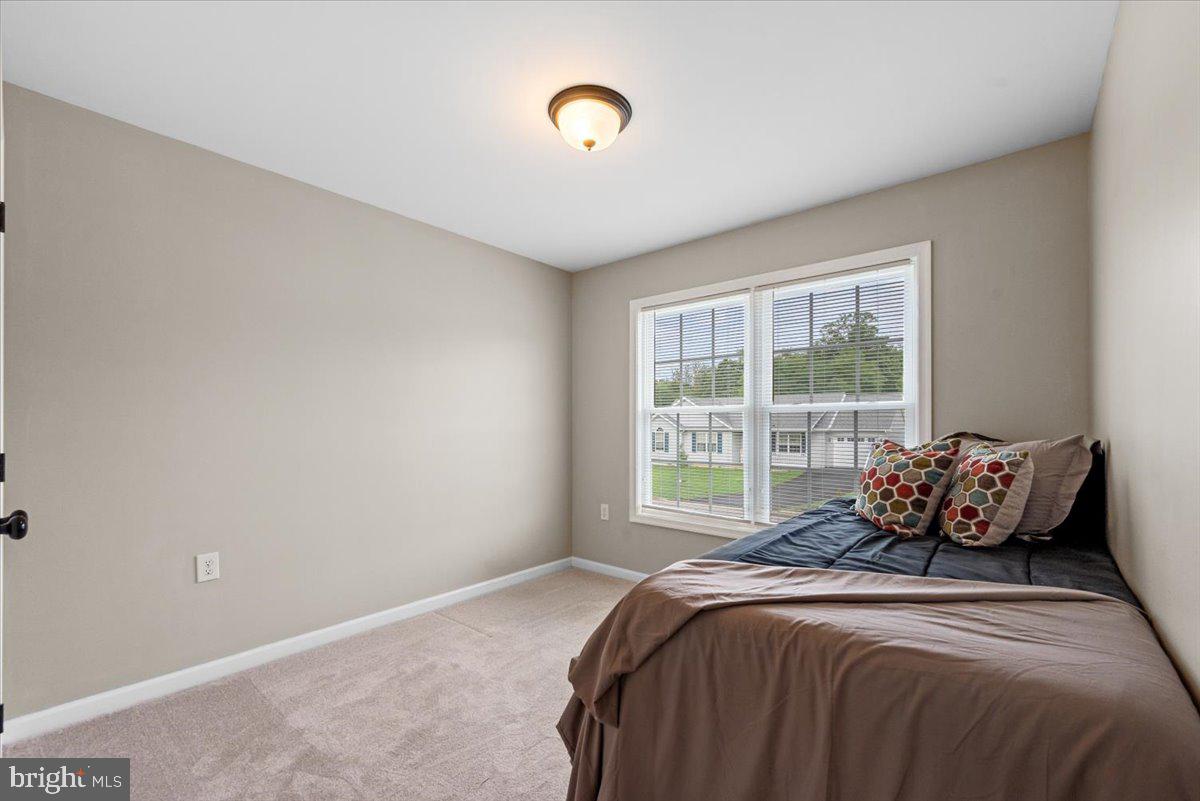 CHESSIE COURT - Residential