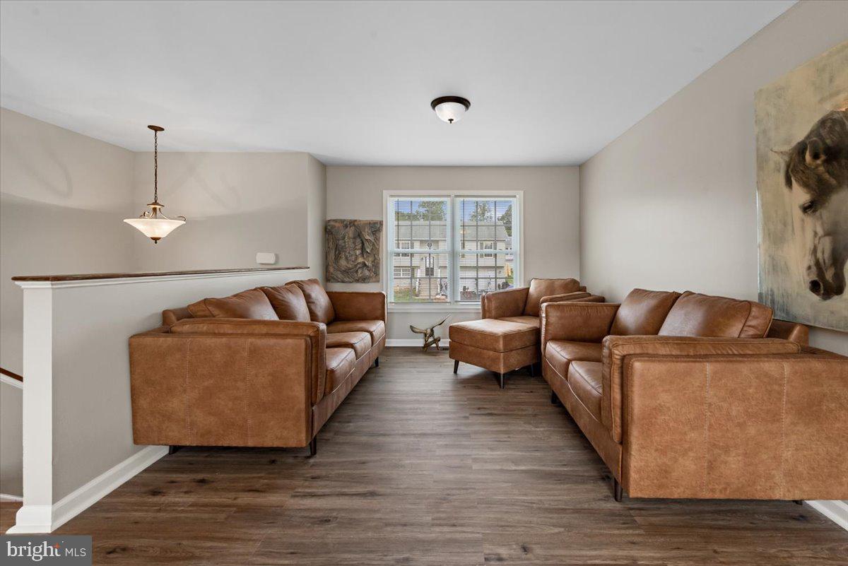 CHESSIE COURT - Residential