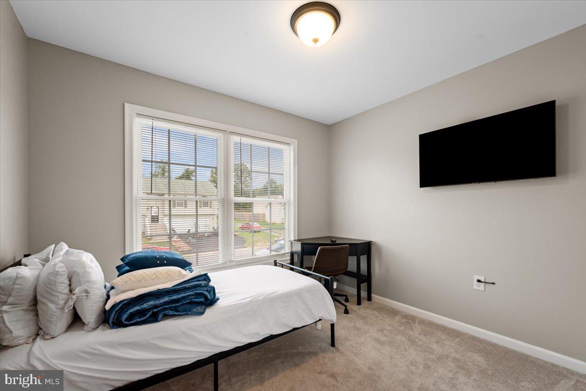 CHESSIE COURT - Residential