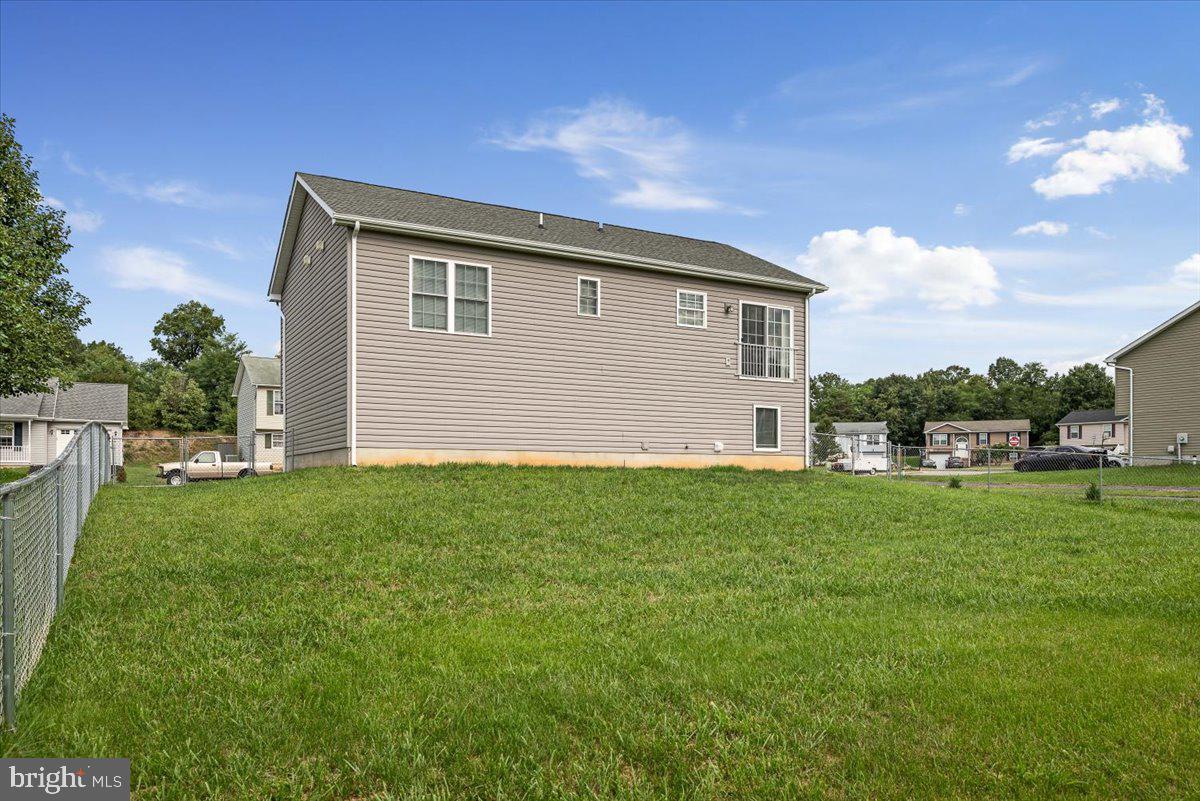 CHESSIE COURT - Residential