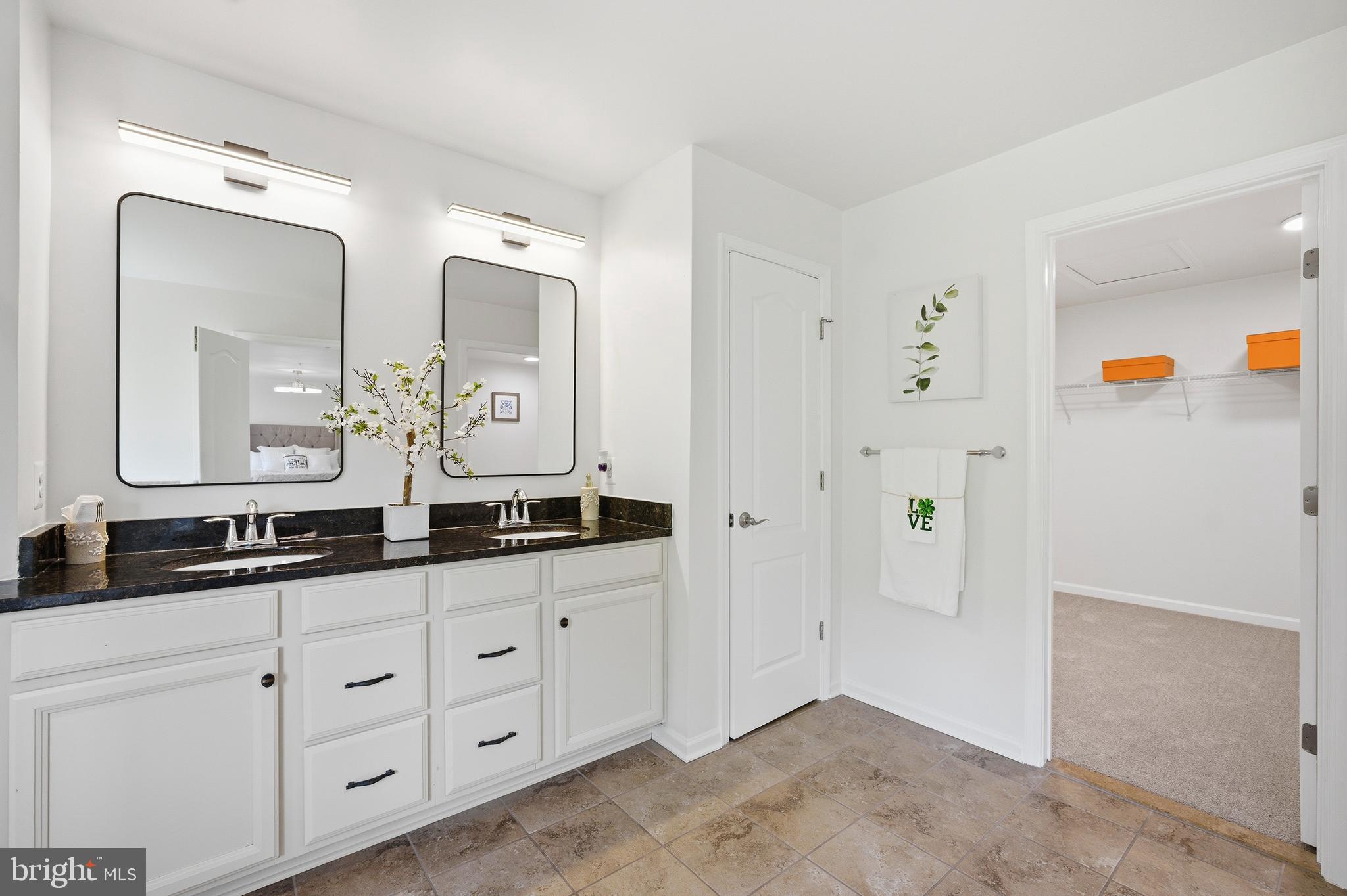 CENTENNIAL OVERLOOK - Residential