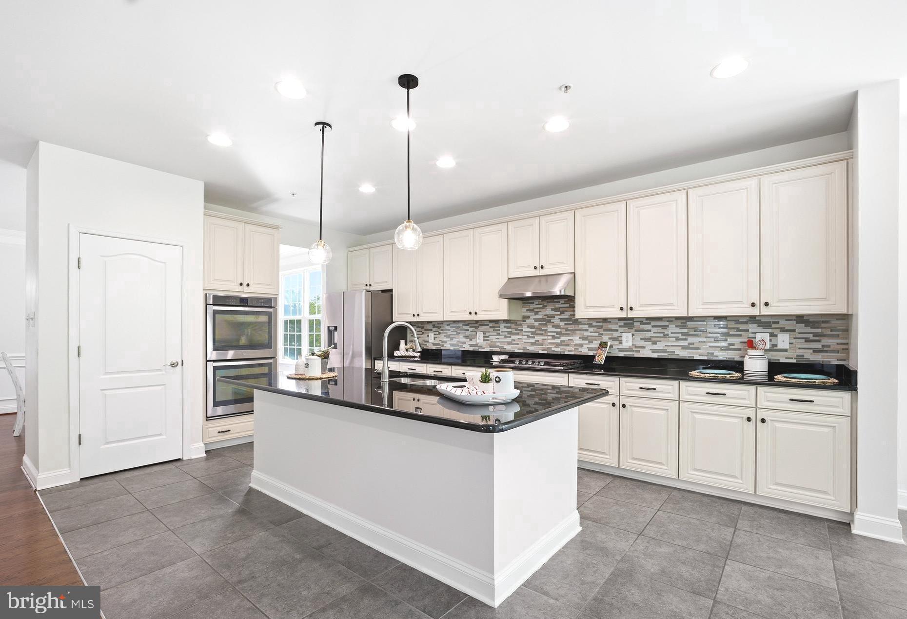 CENTENNIAL OVERLOOK - Residential