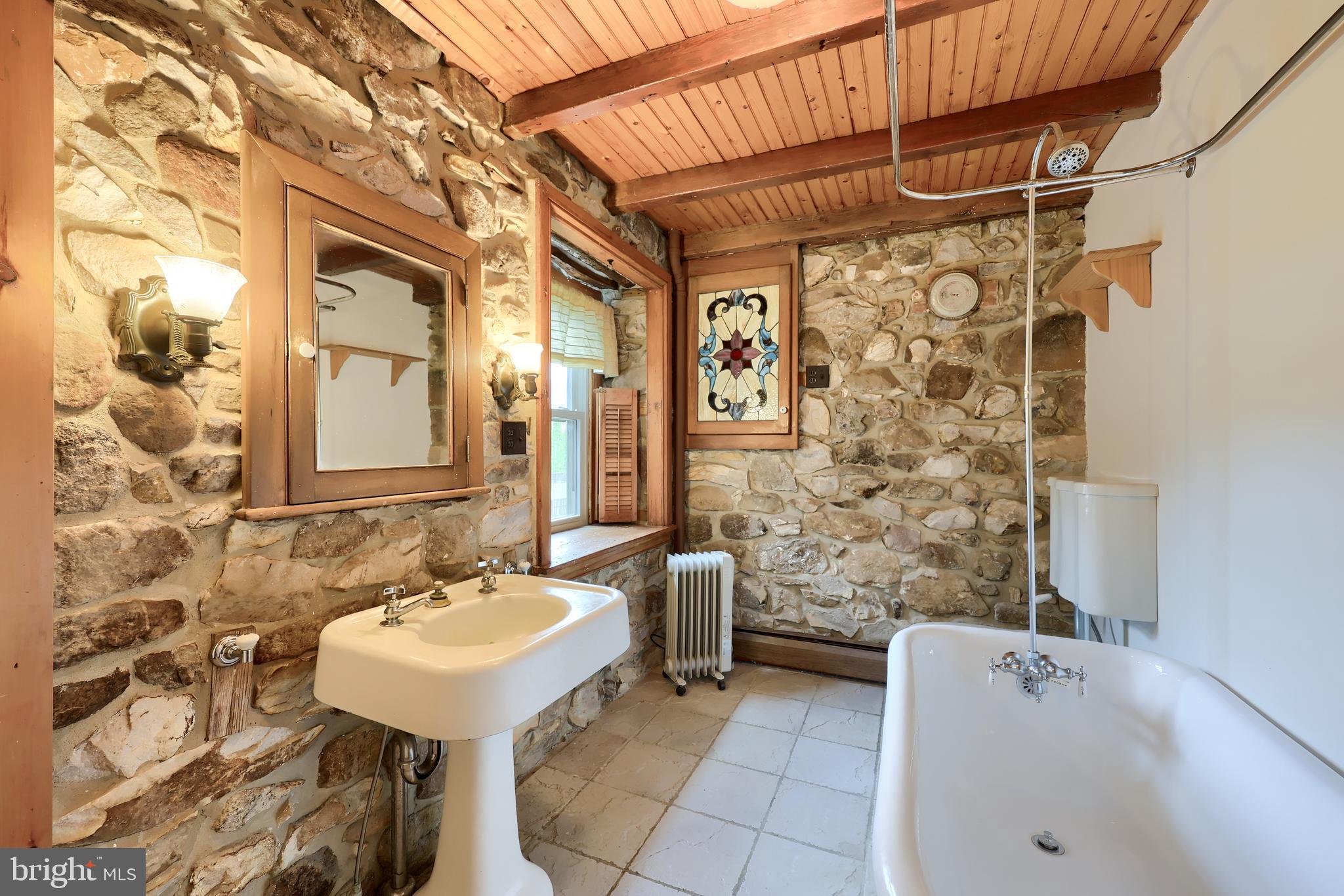 BREEZY MEADOWS - Residential