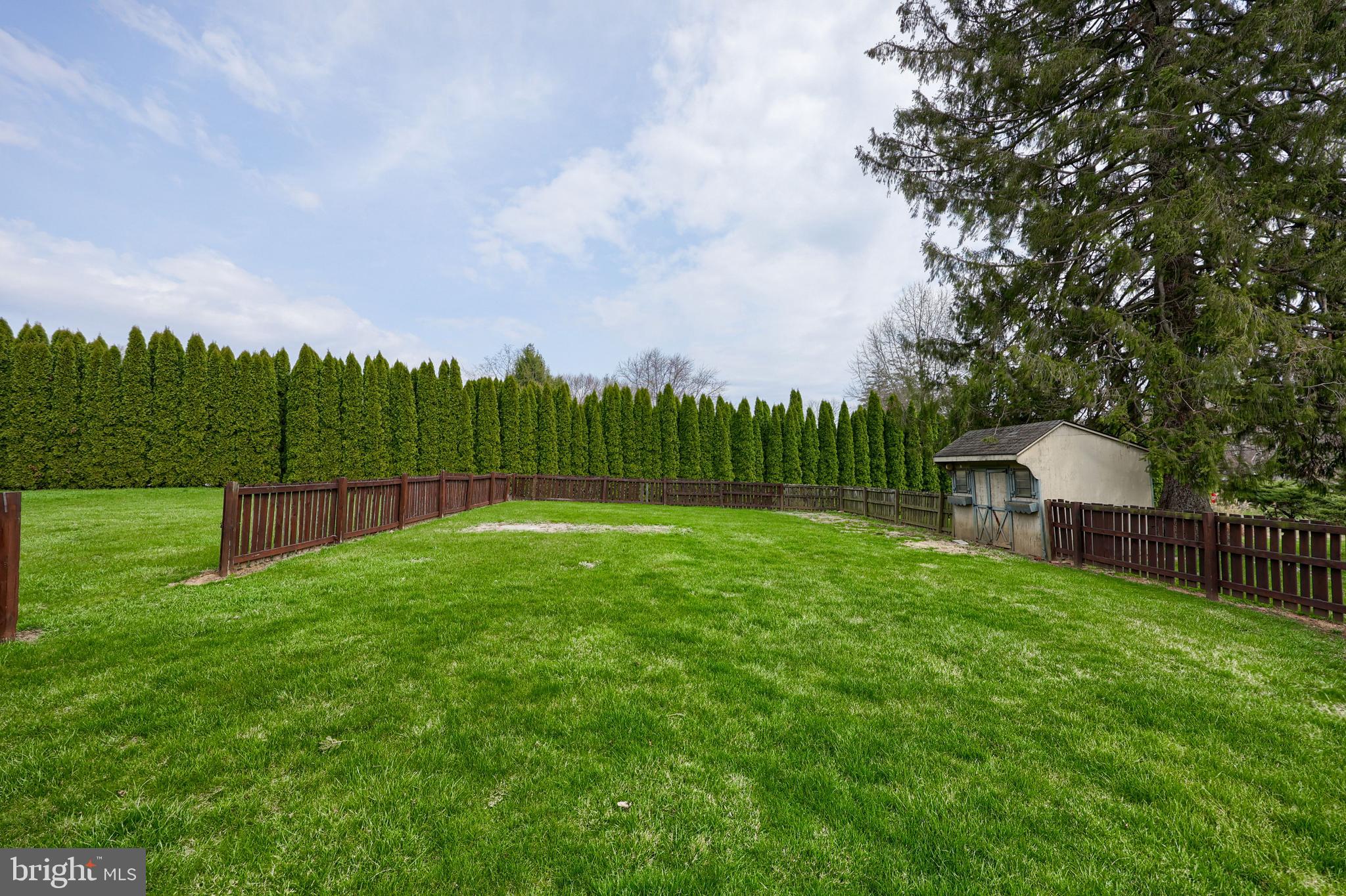 BREEZY MEADOWS - Residential