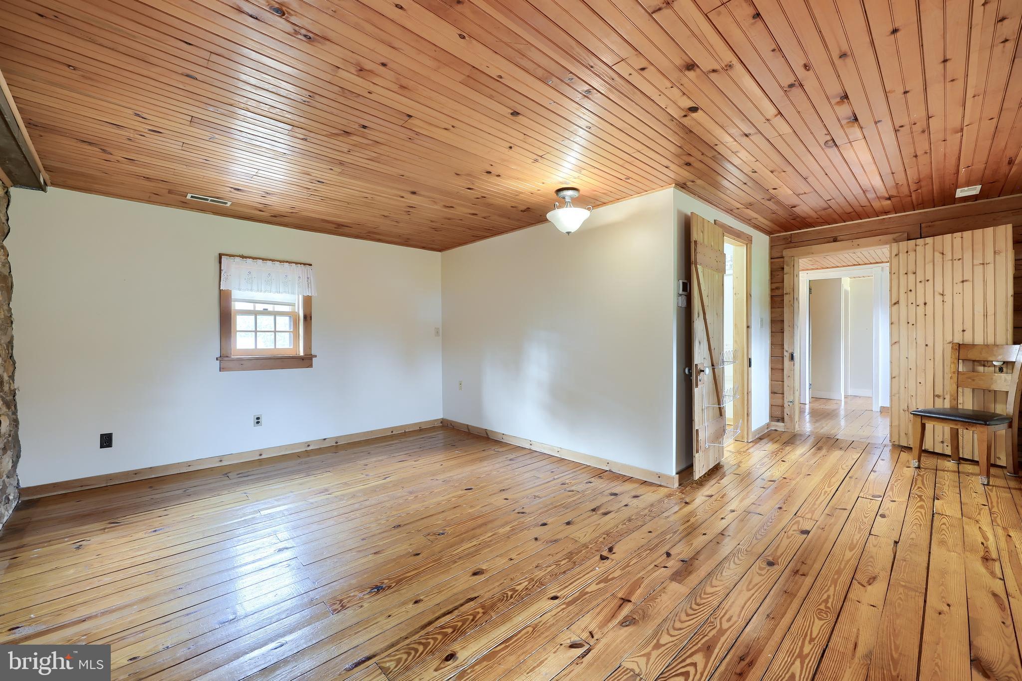 BREEZY MEADOWS - Residential