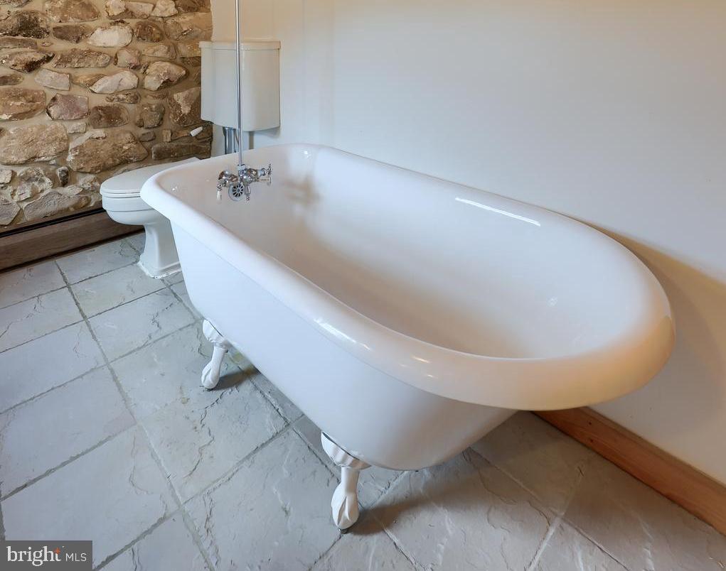 BREEZY MEADOWS - Residential